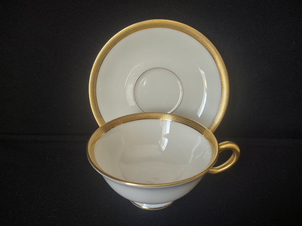 Vintage Lenox J-30 Gold Trim Tea Cup with Saucer (lot 1804)