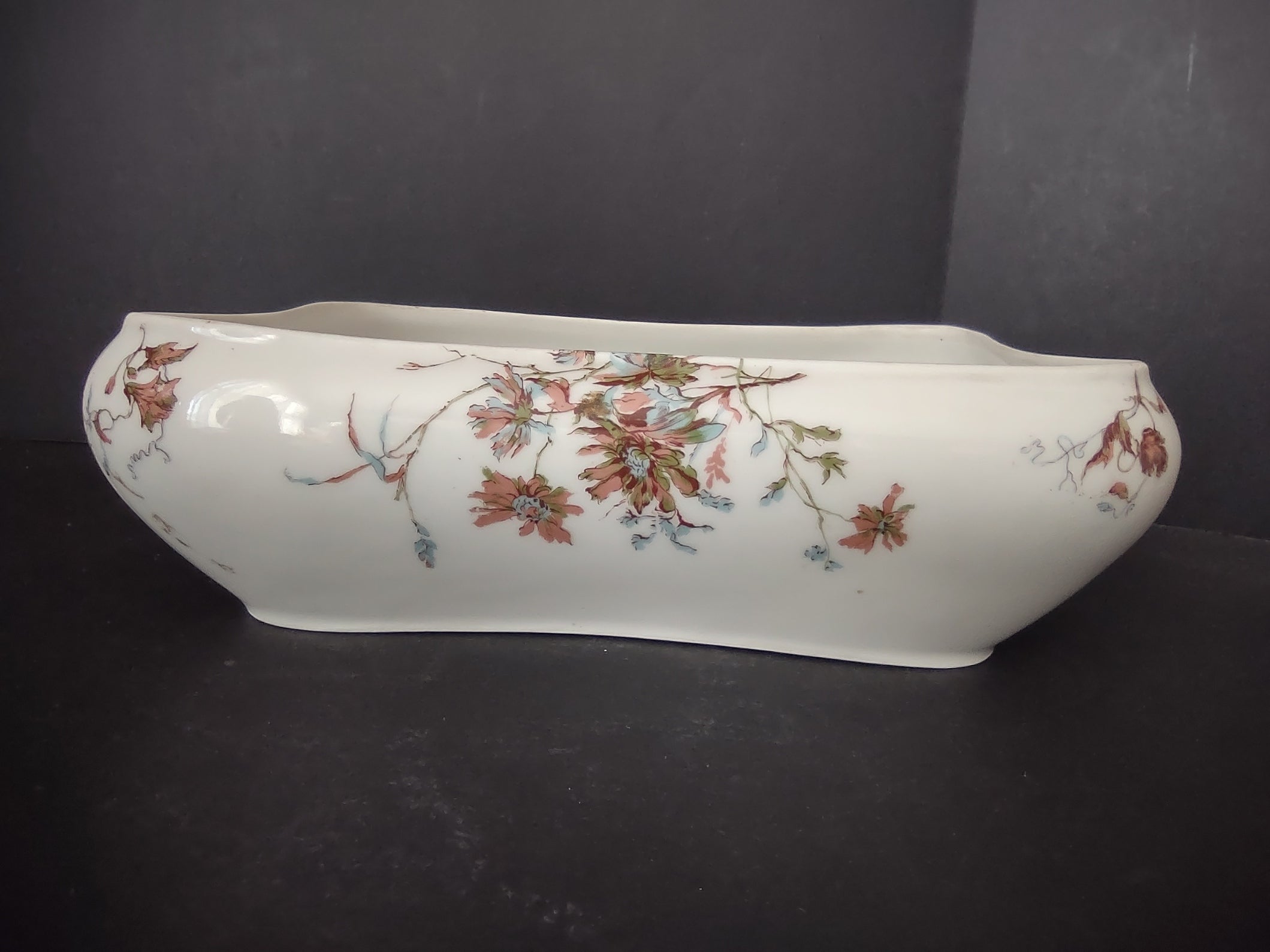 Depose Haviland Limoges Blue Flower Serving Bowl NO LID (lot 961)