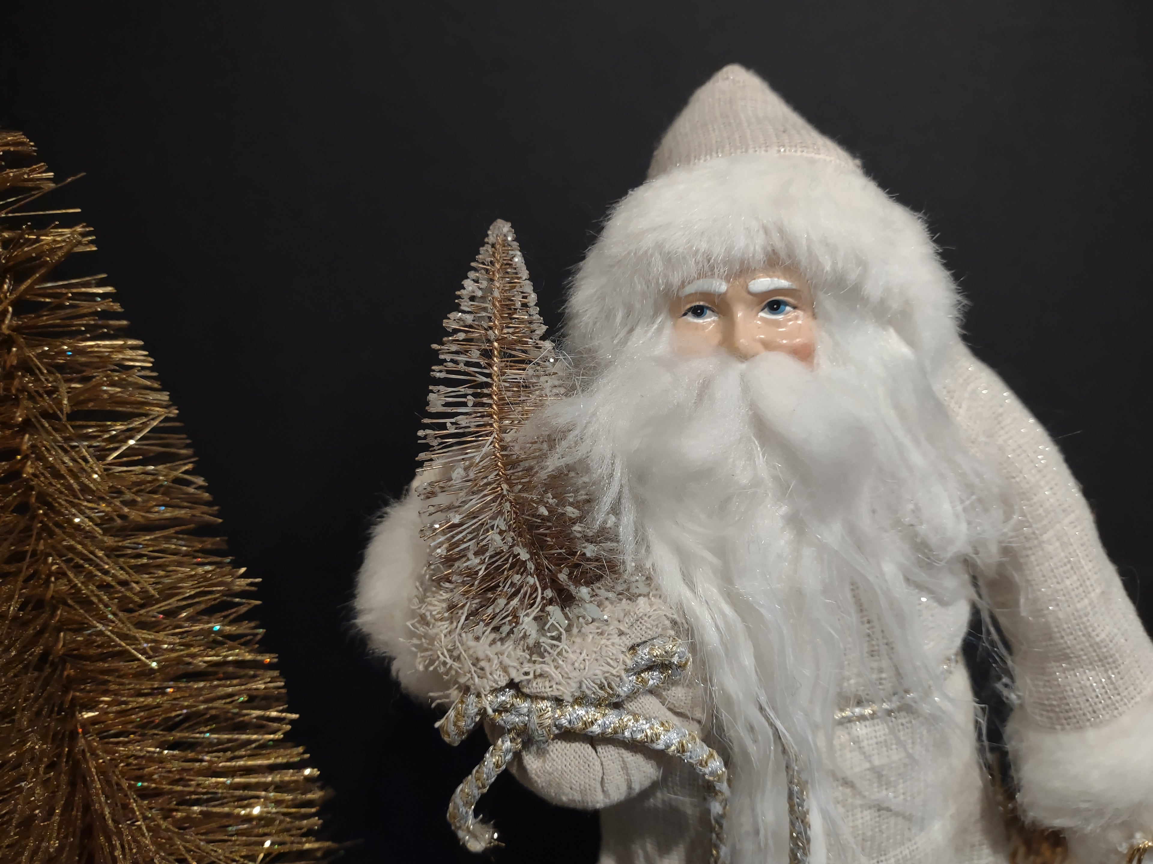Christmas Holiday Set Graland 88" Santa 12" Tree 12" Gold Silver Color (lot 1265