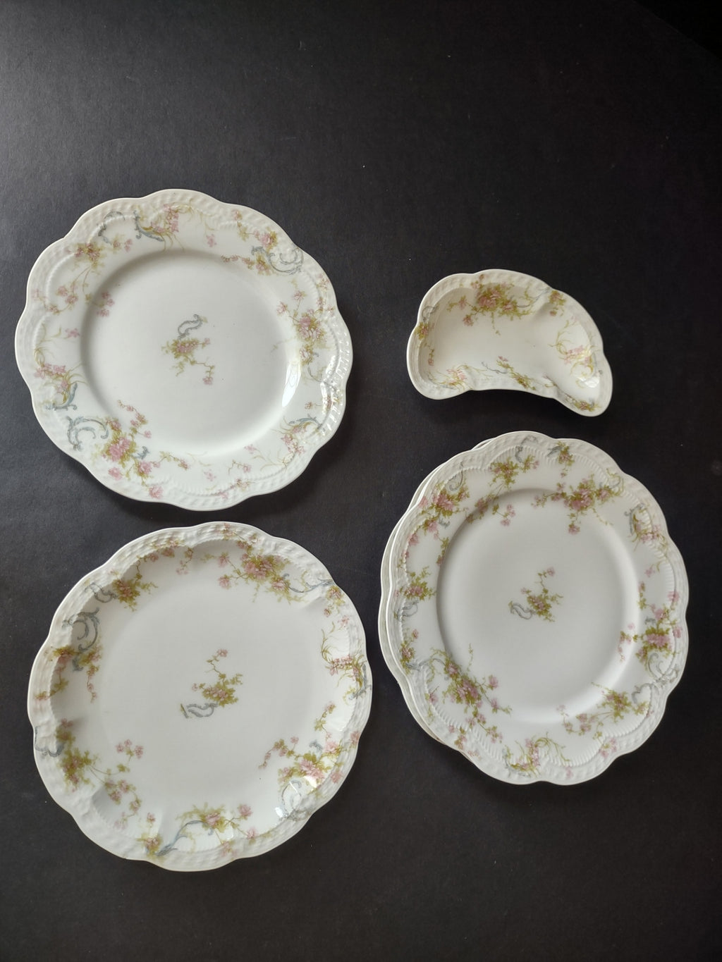 Haviland Limoges Luncheon Dessert Salad Bone Plate (lot 826)