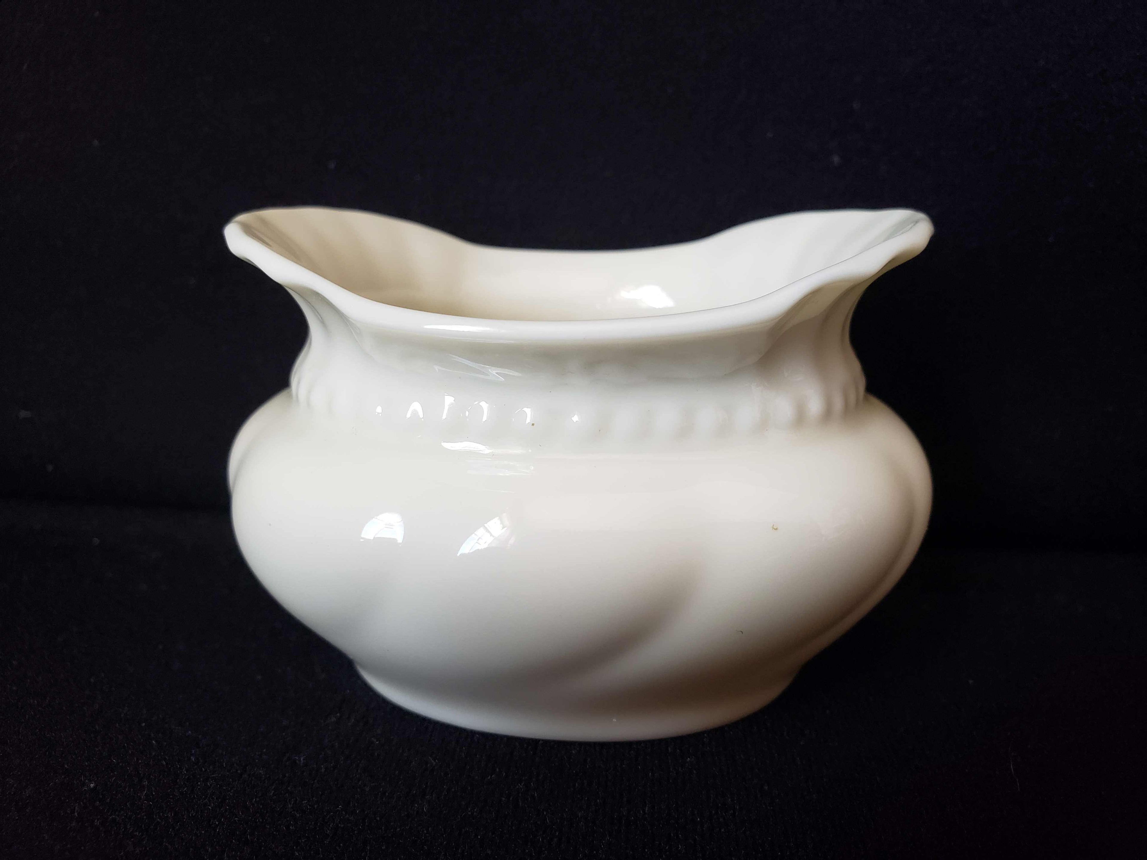 Vintage Lenox Sugar Bowl Green Stmap (lot 1986)