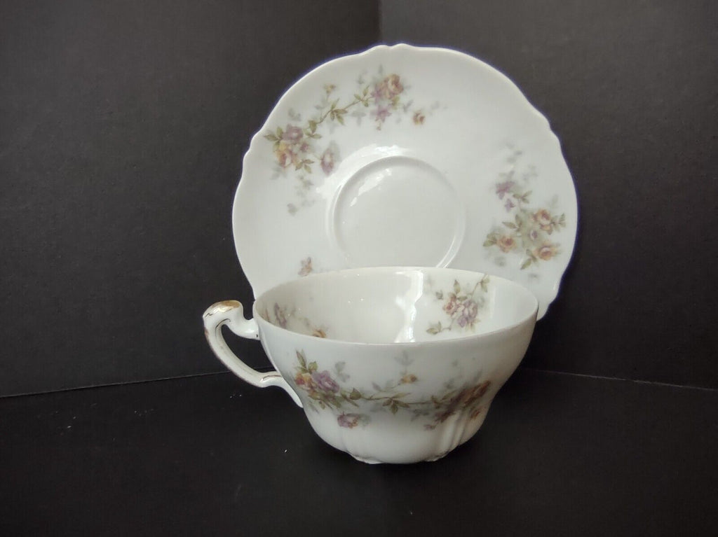 Haviland Limoges France Purple Yellow Rose Gold Trim Teacup & Saucer (lot 711)