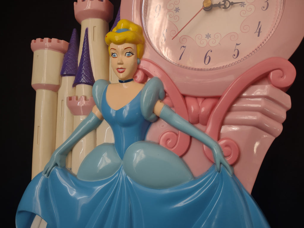 Disney Princess Clock Wall Decor Blue Pink (lot 2533c)