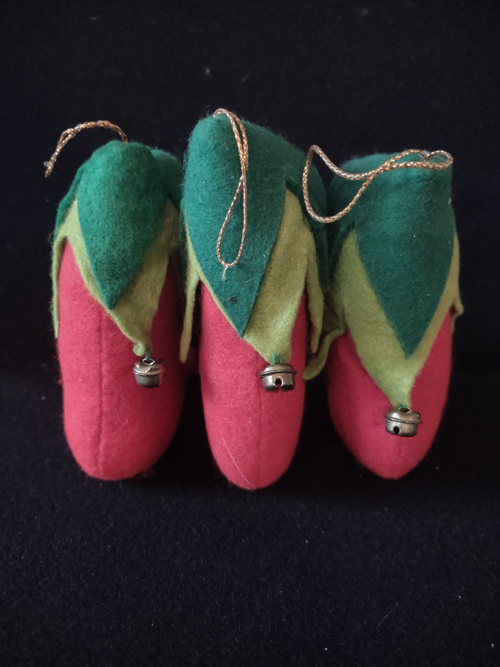 Christmas Elf Shoe Ornament Red Green Felt Bells Gold Trim Set Of 3 (Lot 4593)