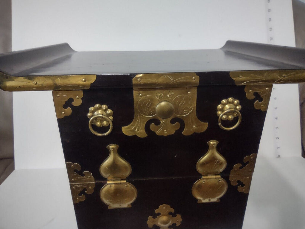 Tansu Design Wooden Dark Brown Shelf 13-1/2" x 10-1/2"