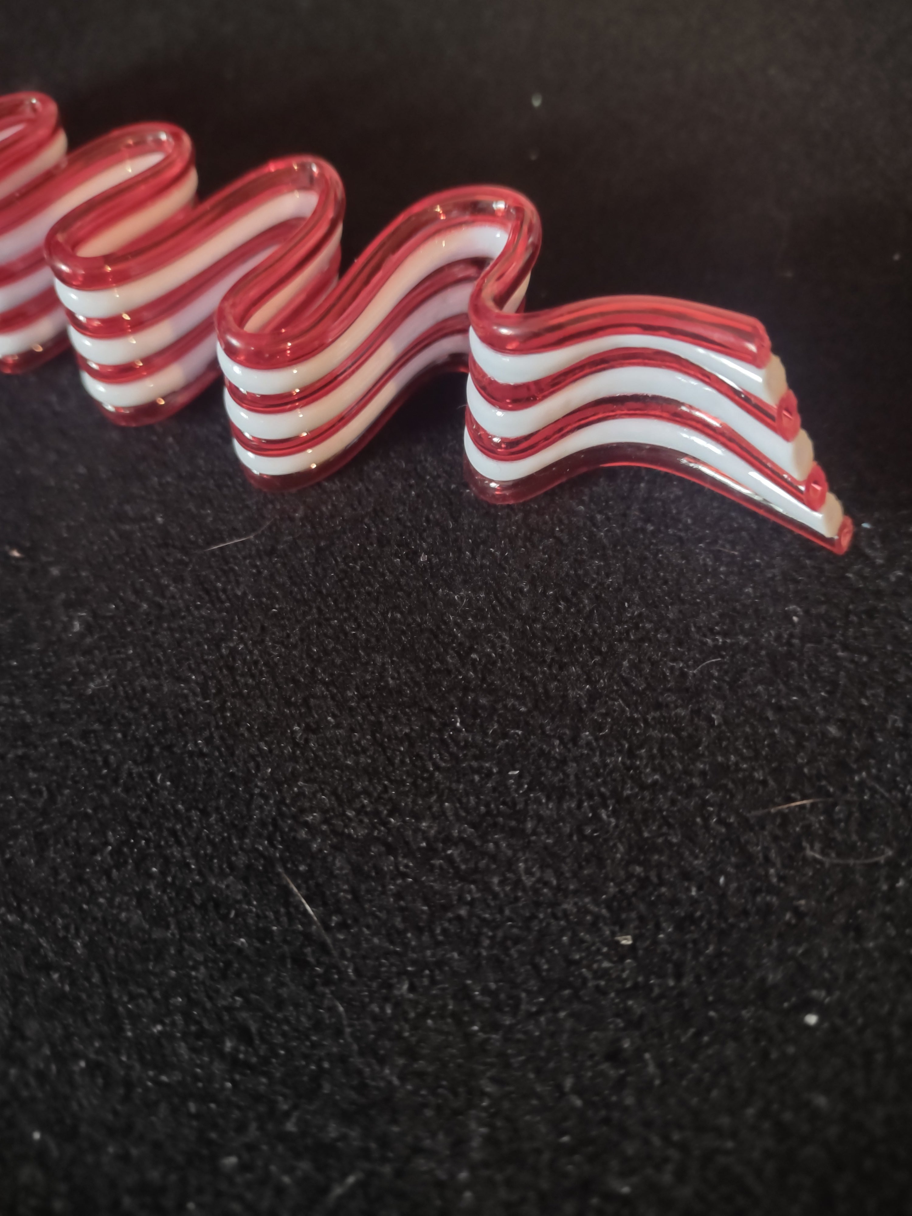 Christmas Red White Candy Ribbon Ornaments Six 7" Eight 6" (Lot 4577)