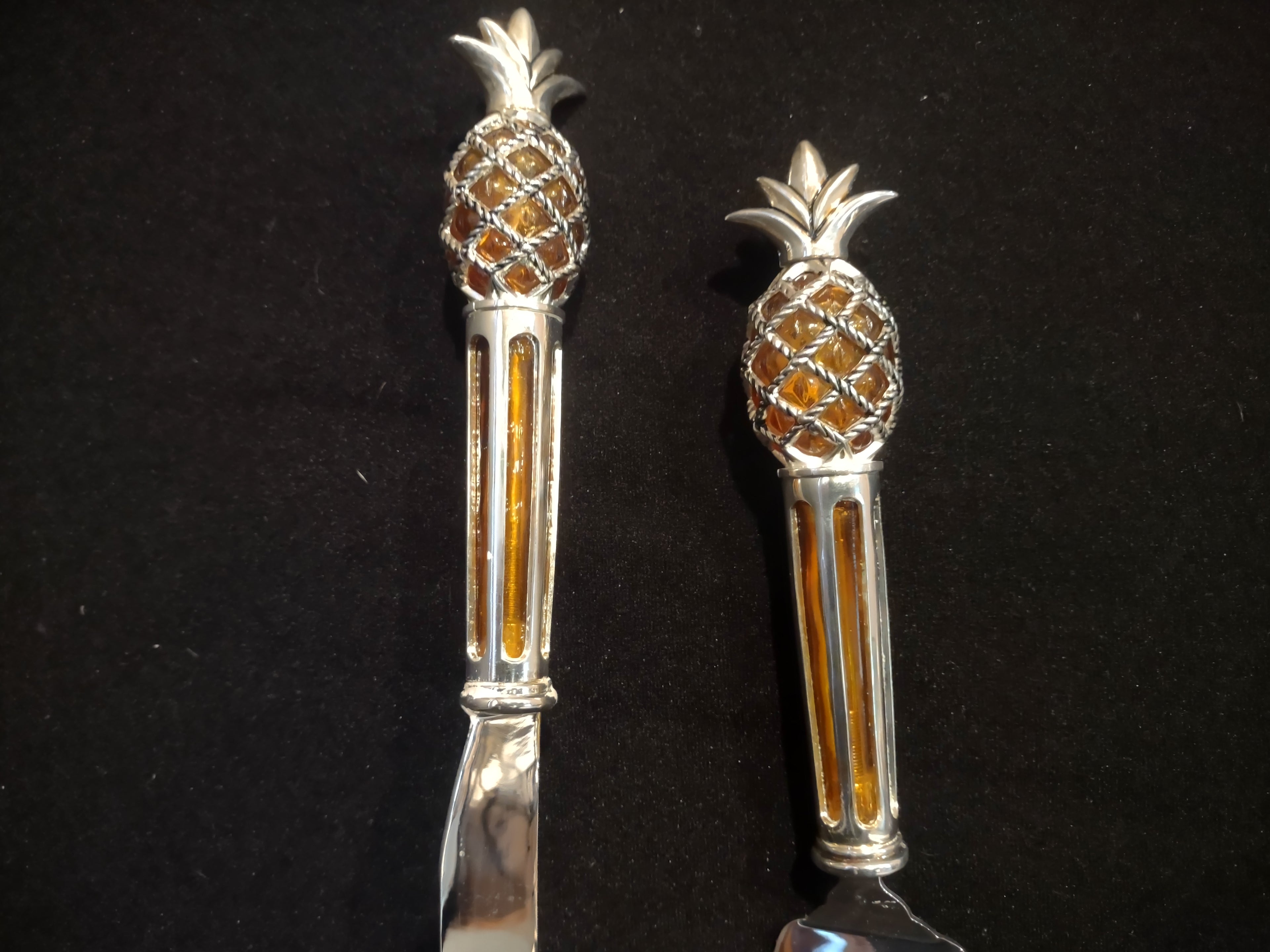Vintage International Silver Company Pineapple Design Cake Serving Set (2546c)
