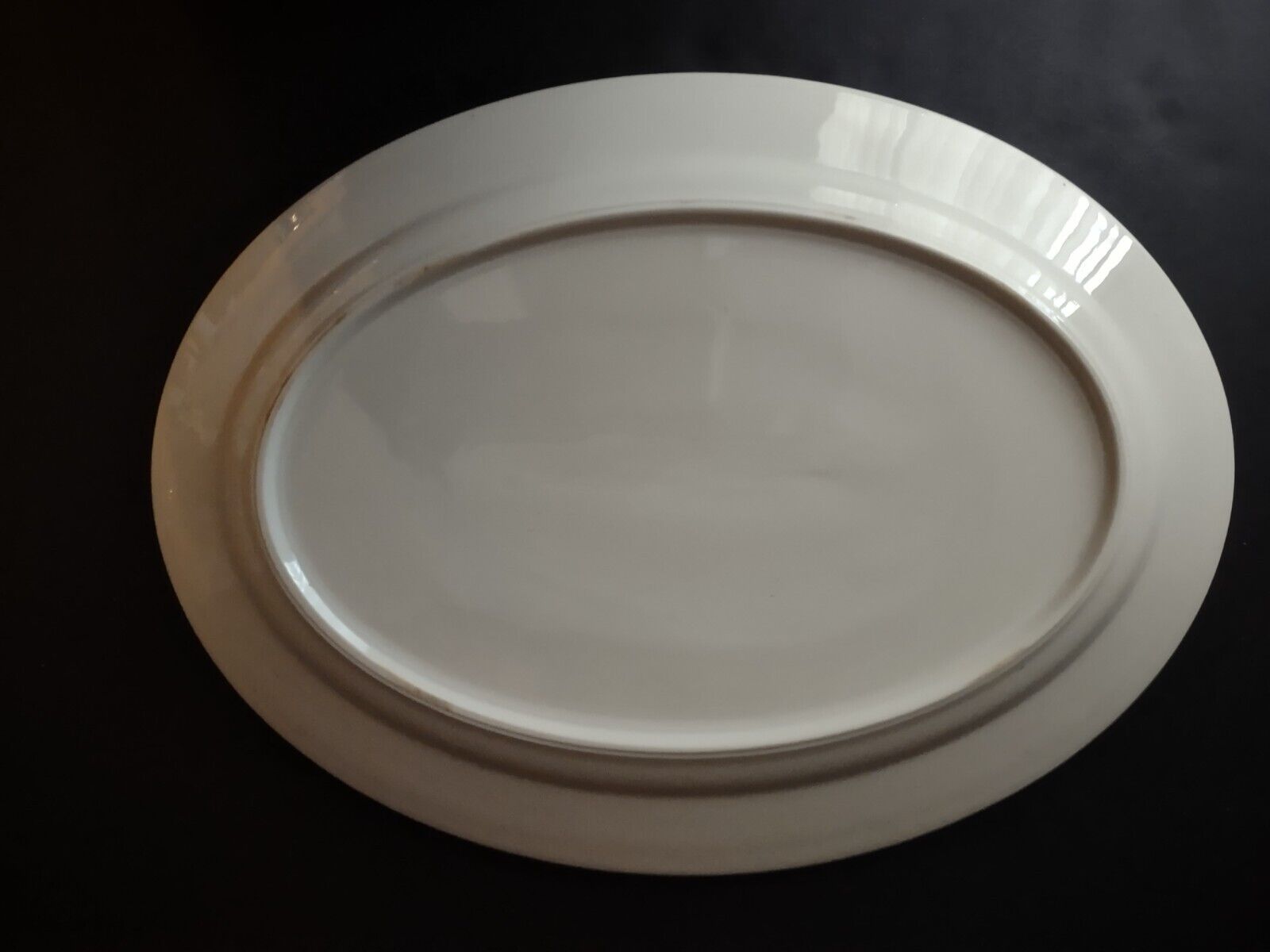 Plain White Oval Serving Platter 14" x 10-1/2" NO BACKSTAMP (lot 414)