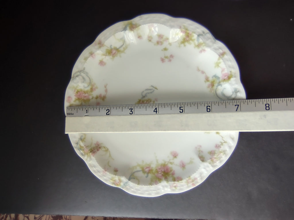 Haviland Limoges Luncheon Dessert Salad Bone Plate (lot 826)