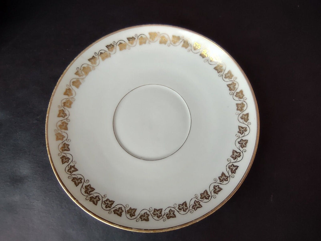 Vintage GDA Haviland Limoges France Ivy Gold Trim Large Teacup & Saucer (lot 709
