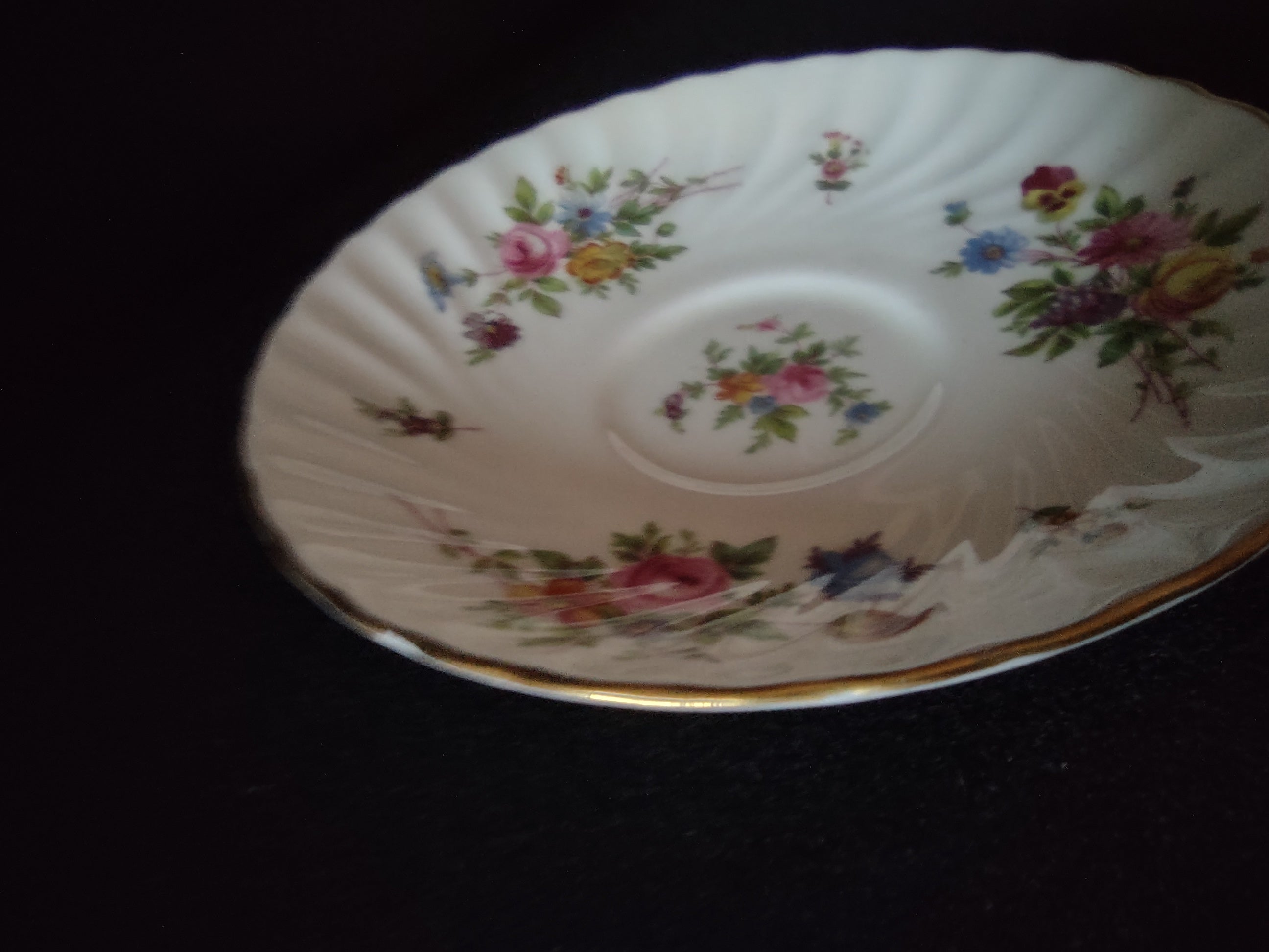 Vintage Minton Marlow Saucer Bone China Floral Scalloped (Lot 5506)
