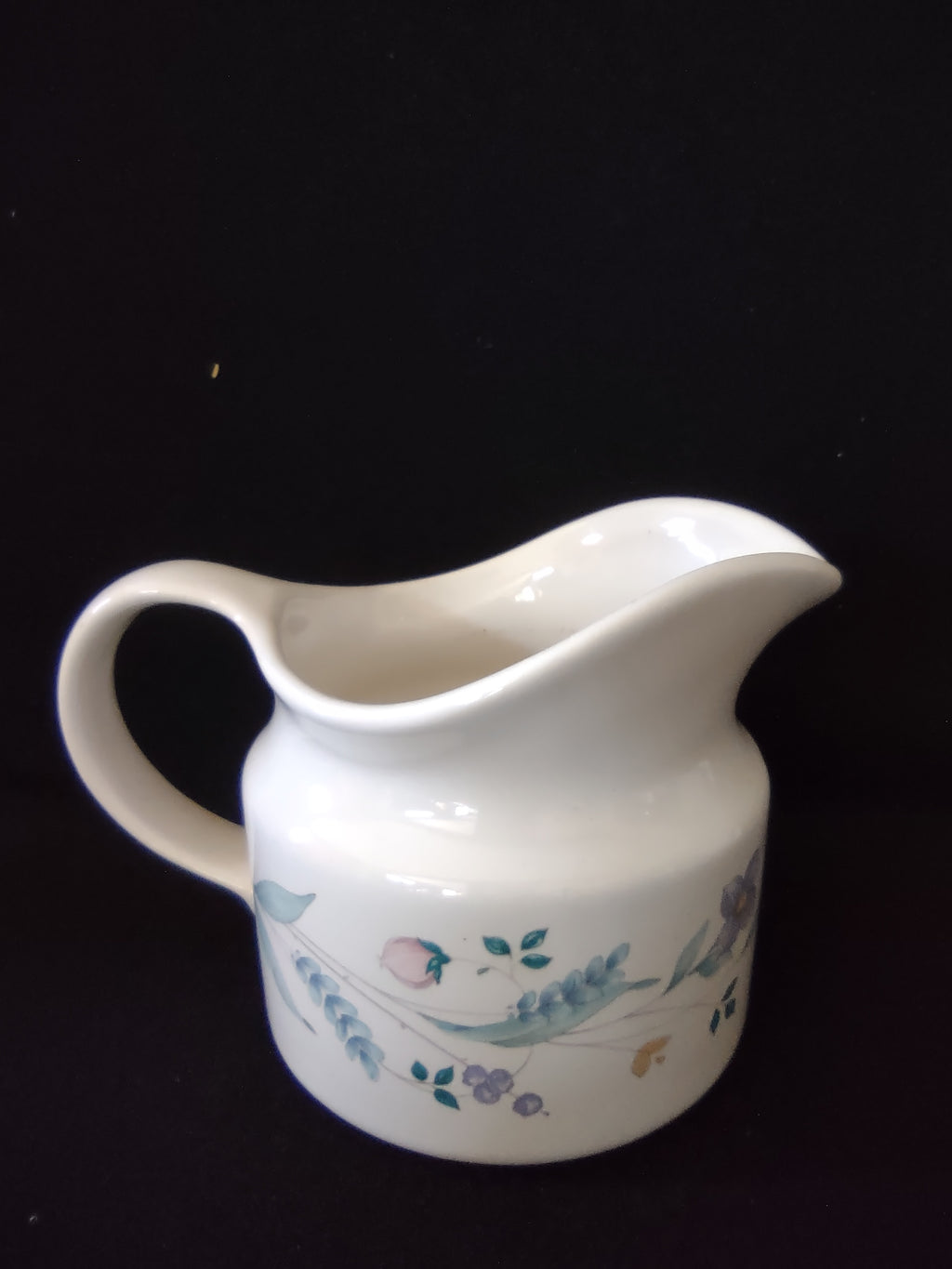 Vintage Pfaltzgraff Gravy Boat April Flowers Pink Lavender Green (Lot 5023)