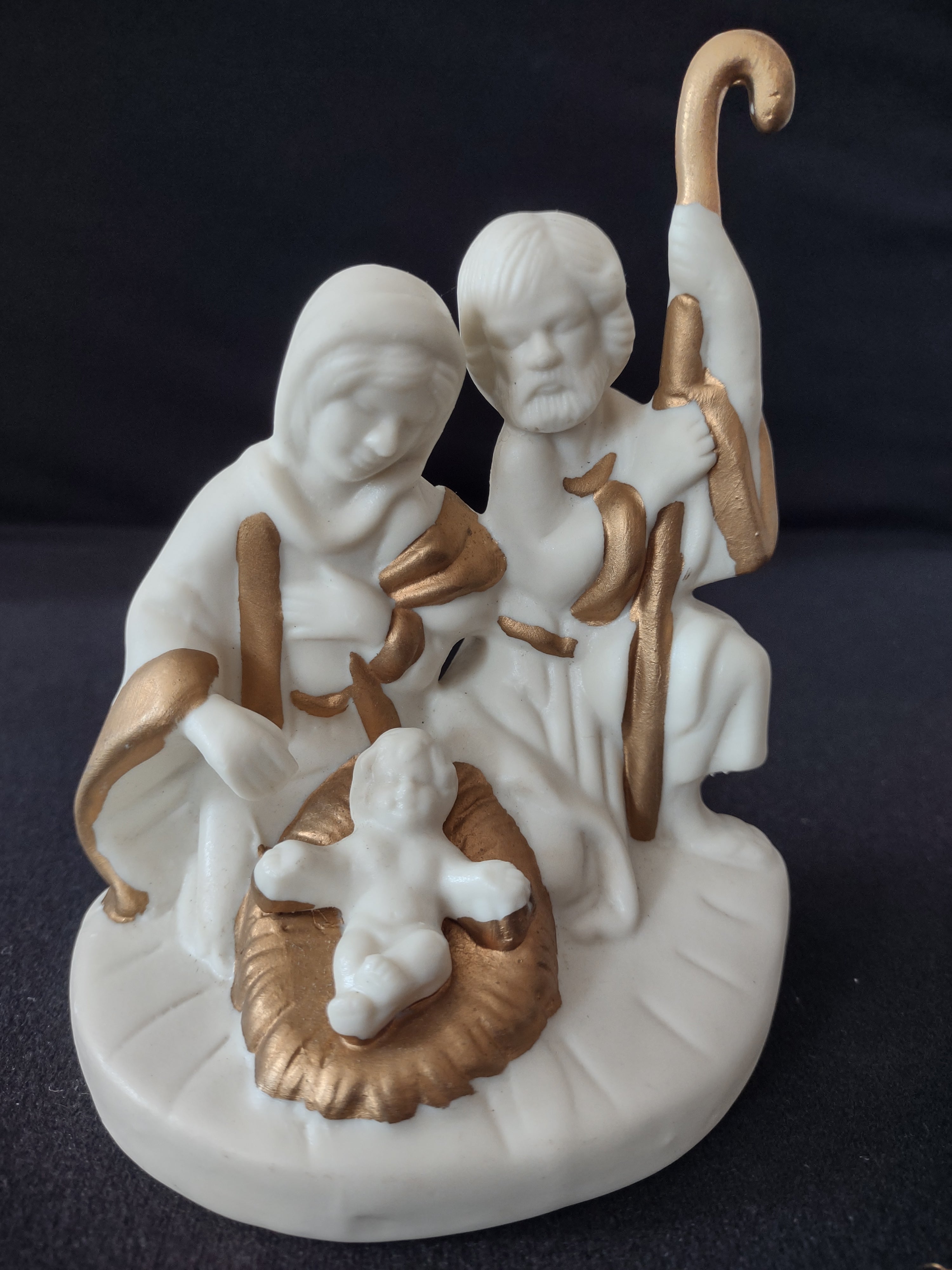Christmas Holy Family Nativity Mary Joseph Baby Jesus Figurine (Lot 4039)