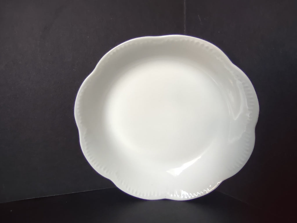Haviland French Chic Limoges Cranberry Small Bowl Plain White (lot 1047)