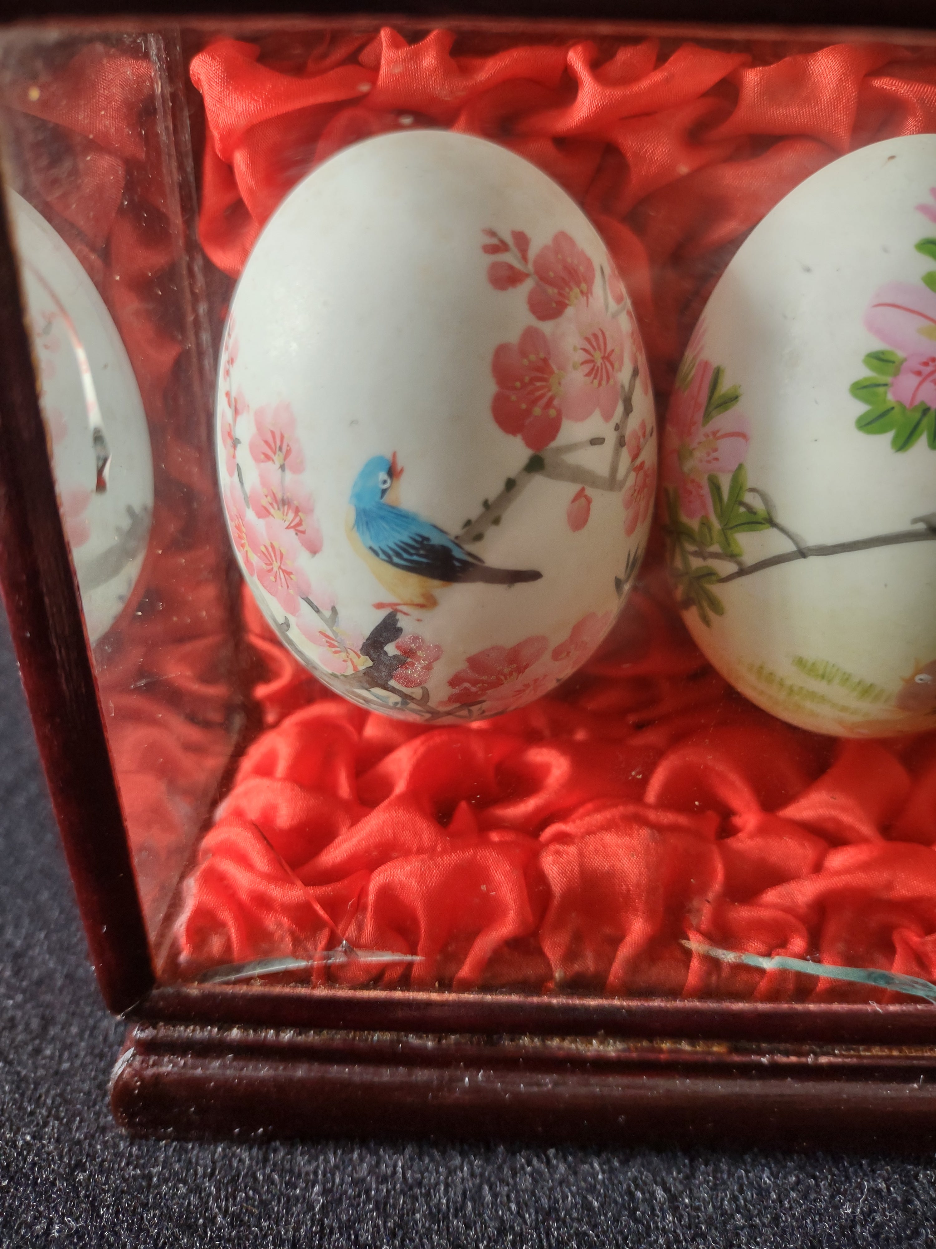 Vintage Hand Painted Oriental Easter Eggs Glass Wood Display IMPERFECT (Lot 5065