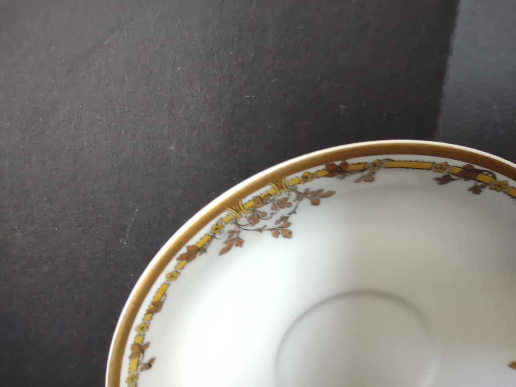 Haviland Limoges Saucer Brown Yellow Design (lot 1054)