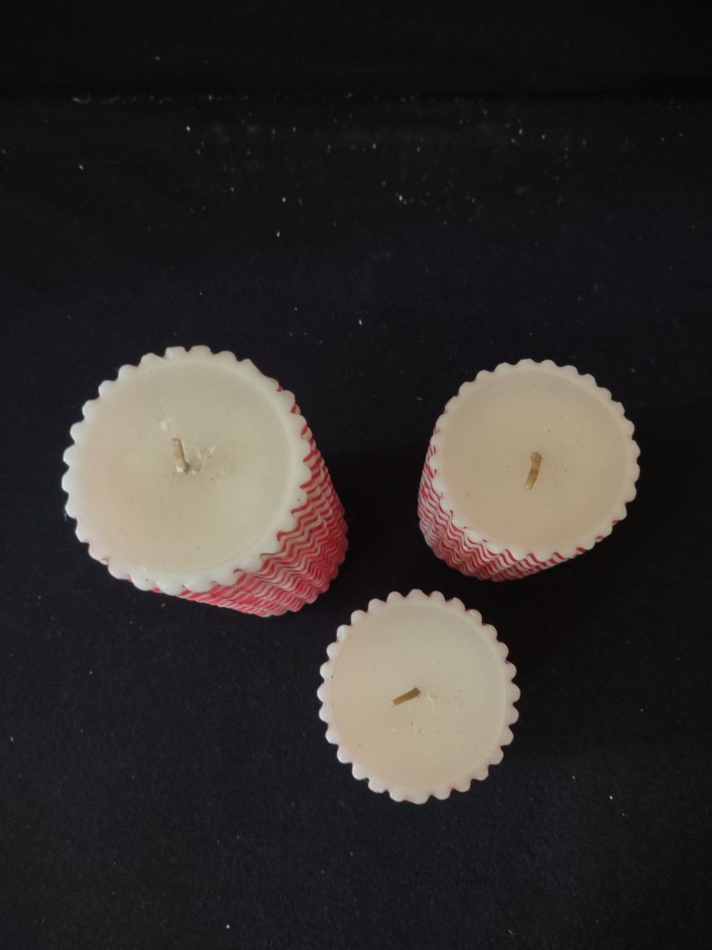 Christmas Holiday 3 Red White Striped Pillar Candles 6" 4" 3" (Lot 3925)