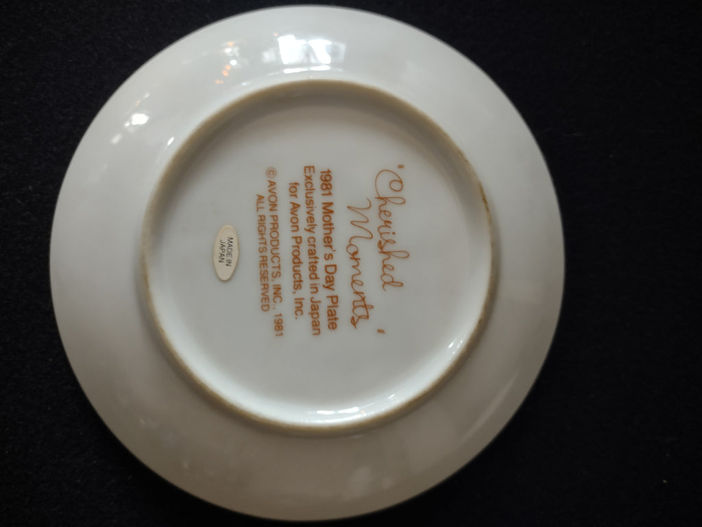 Vintage Cherished Moments Japan Avon Mother's Day 5" Plates 1981 1984 (Lot 3303)