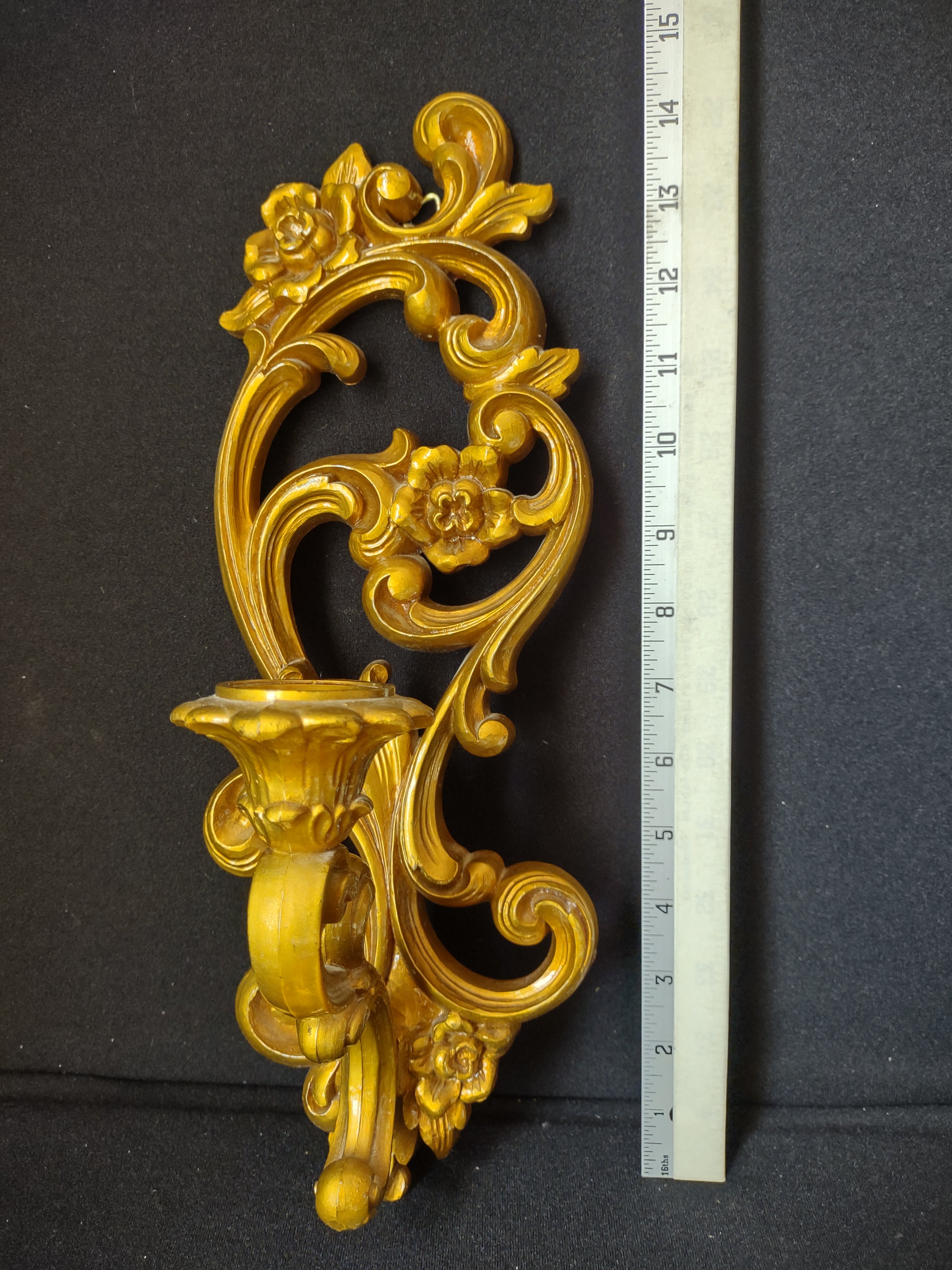 Vintage Syroco Wall Sconce Candle Holder Plastic Regency Ornate Golden (lot 1611)