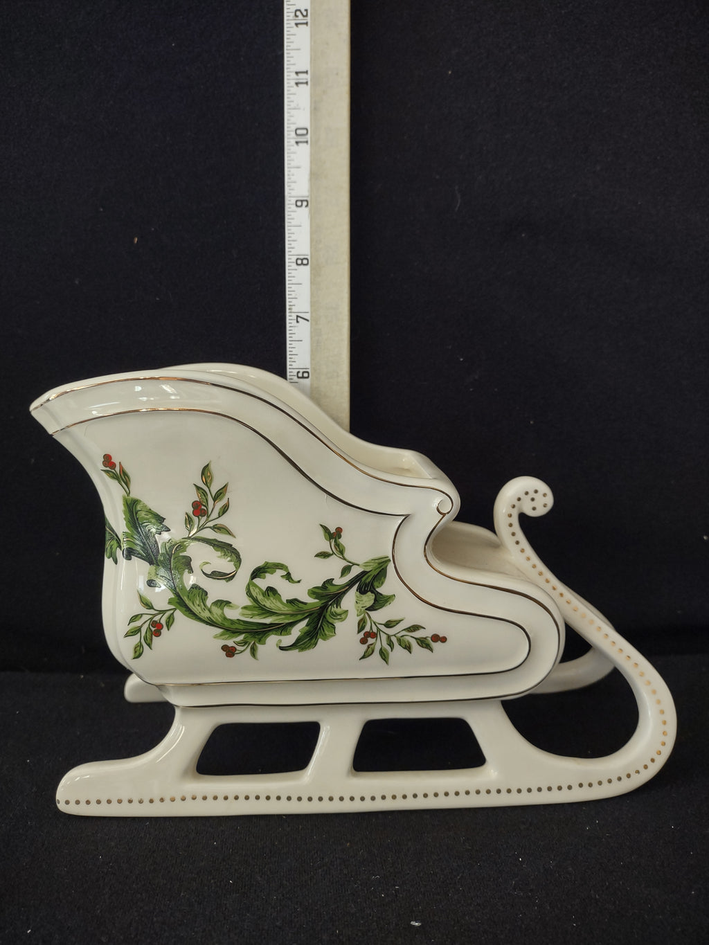 Vintage Christmas Porcelain FTD Sleigh Planter Holly Gold Trim (Lot 3797)