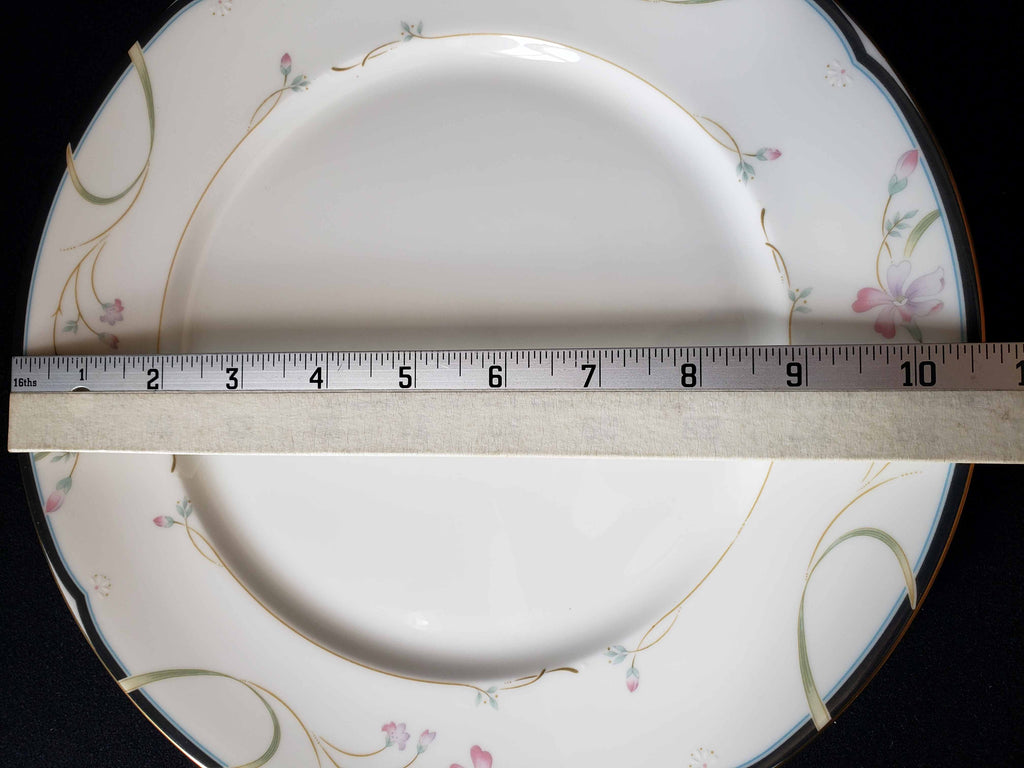 Vintage Lenox Debut Constance Fine Bone Luncheon Plate 10-3/4" (lot 1914)