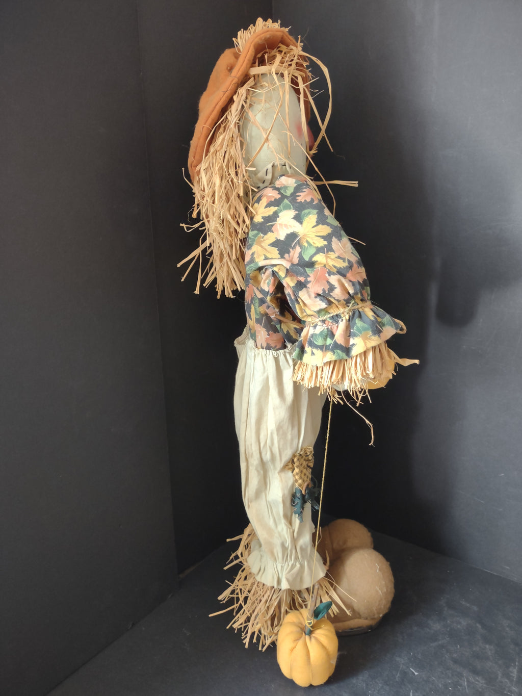 Halloween Fall 25" Country Lace Scarecrow Standing (lot 3078j)