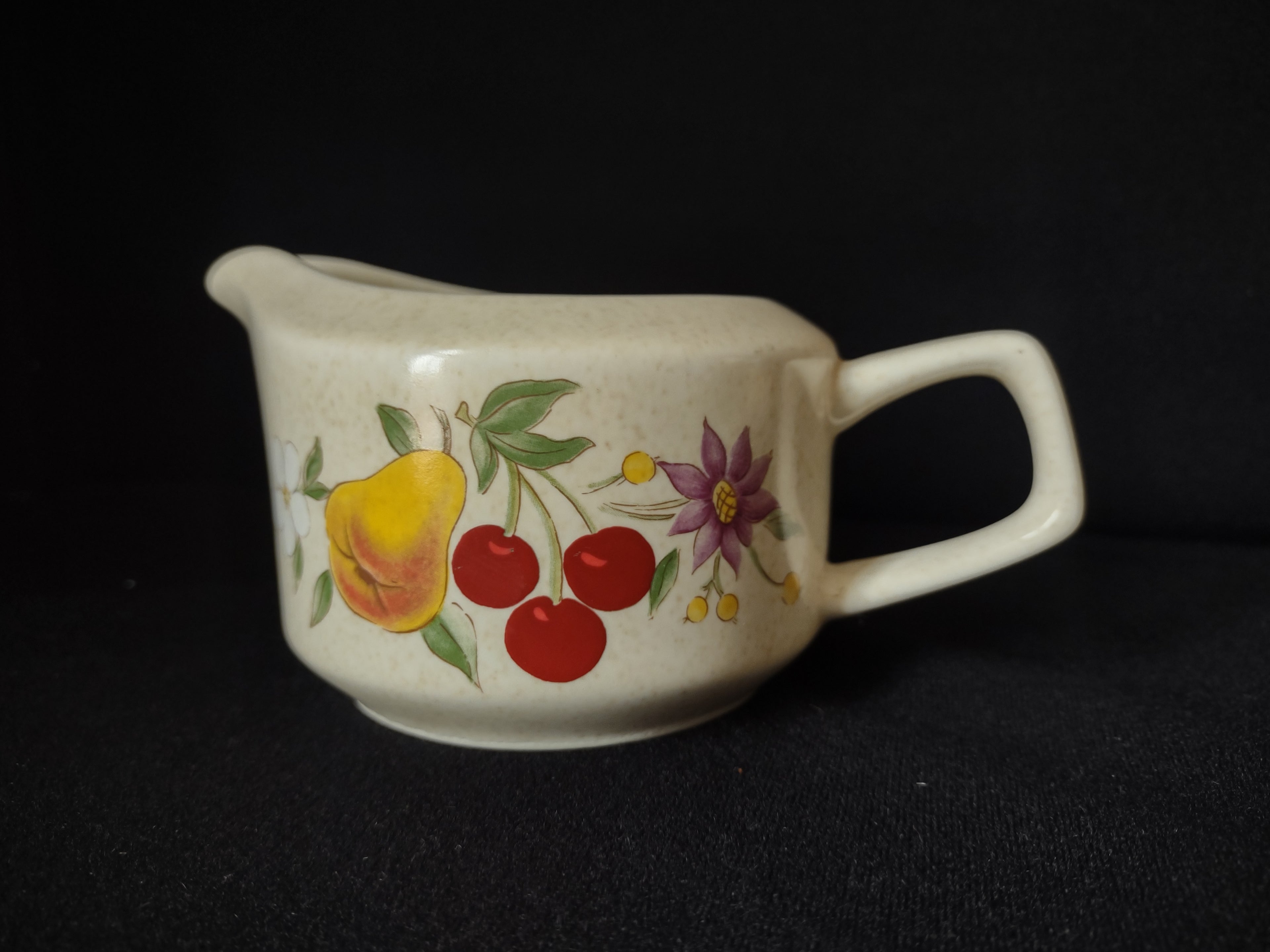 Vintage Lenox Creamer Temper-Ware Summer Harvest (lot 1838)