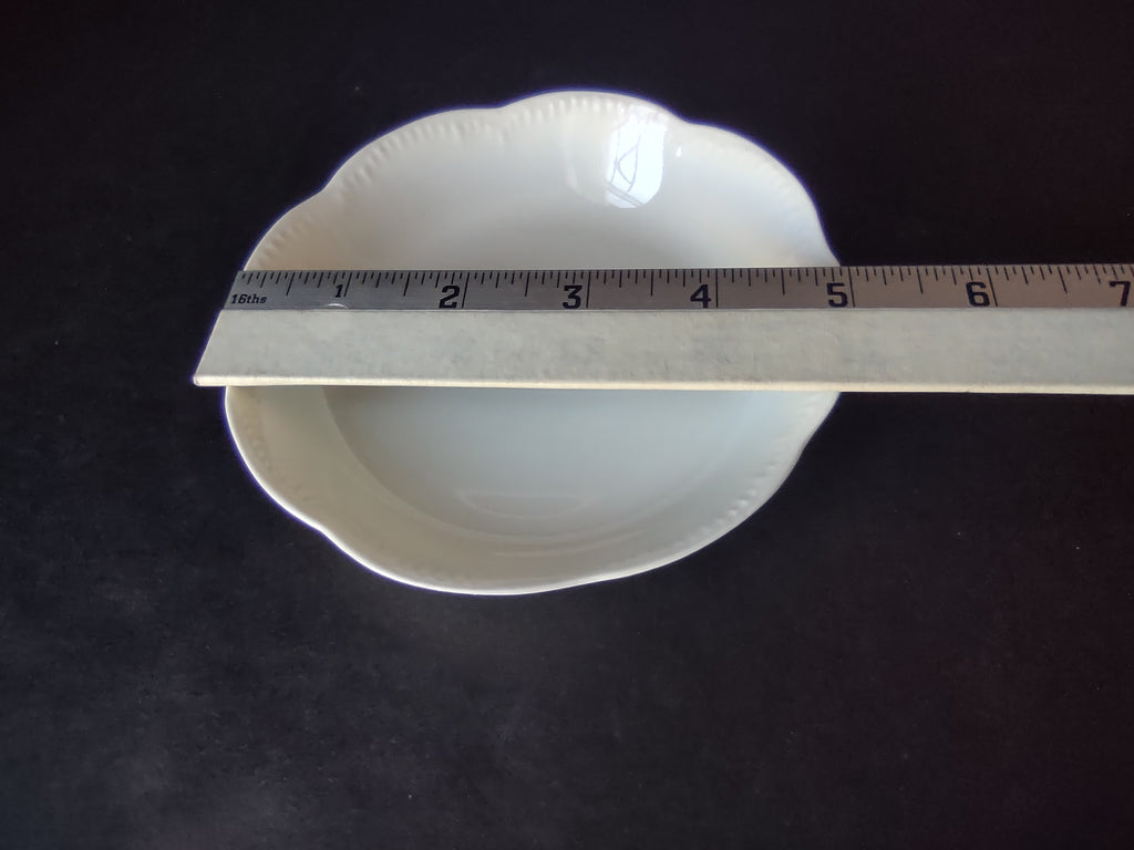 Haviland French Chic Limoges Cranberry Small Bowl Plain White (lot 1047)