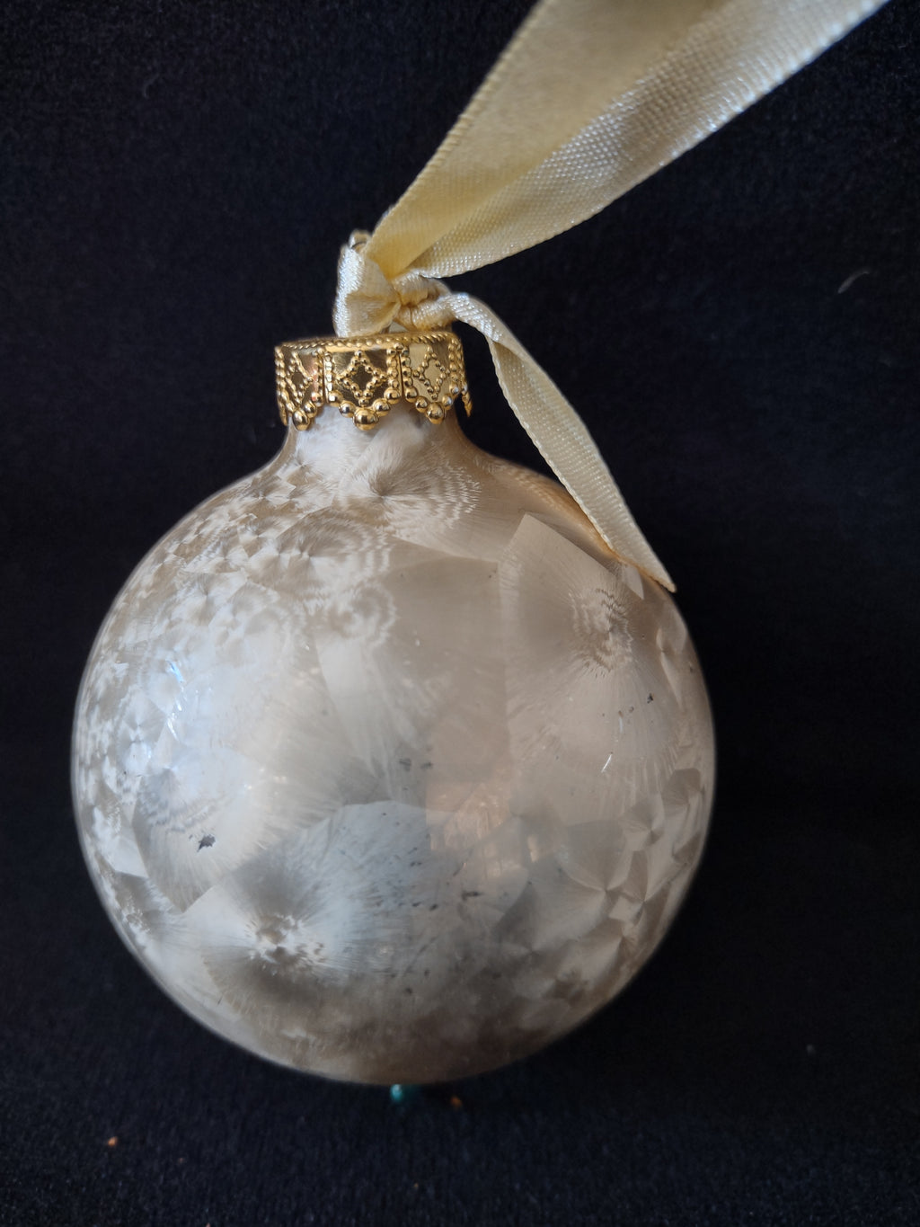 Vintage Christmas Frosted Ornaments Ribbon Set Of 6 IMPERFECT (Lot 4813)