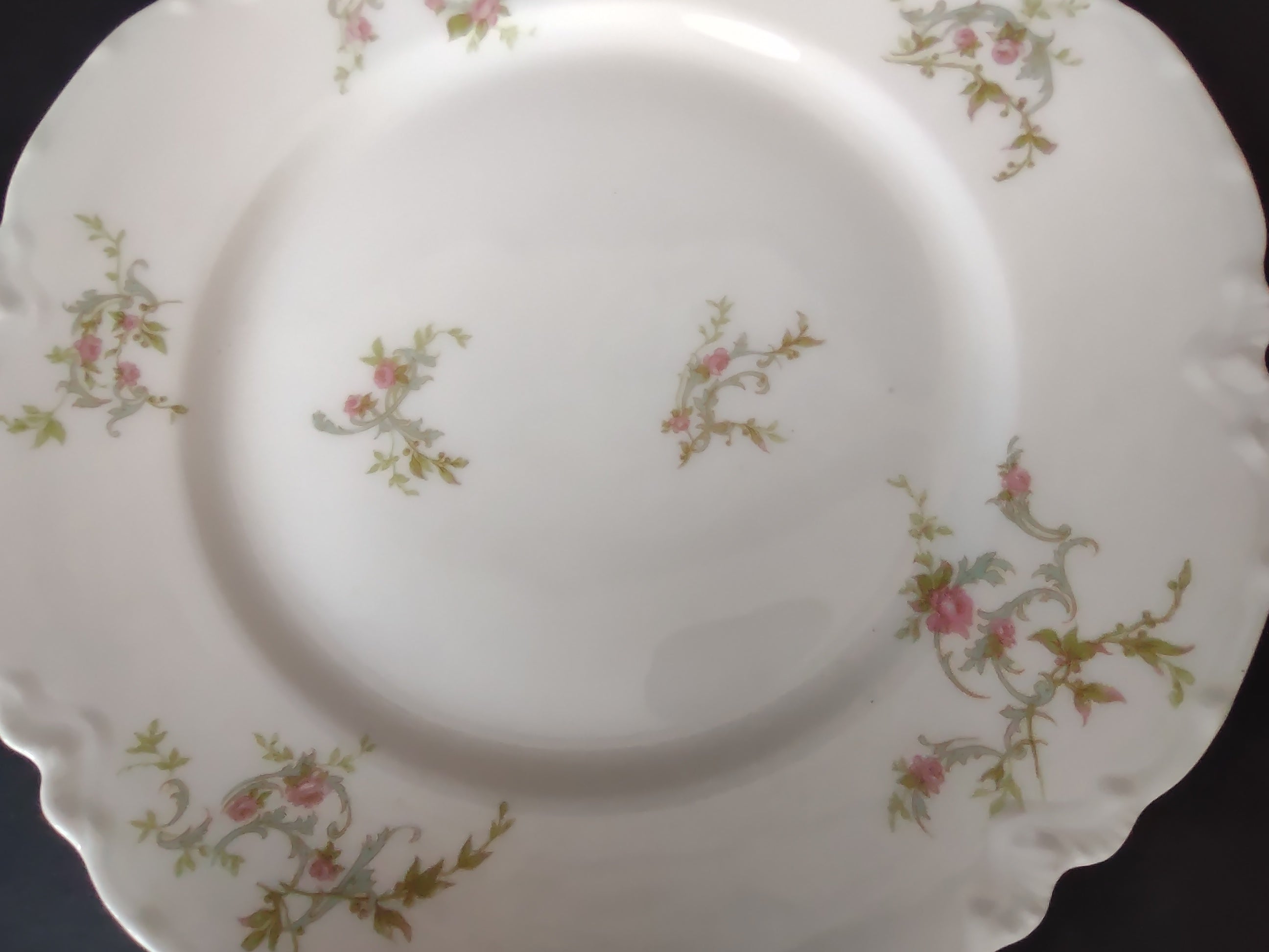 Haviland Limoges Dessert Plate White Scalloped Edge Rose Blue Ribbon (lot 854)