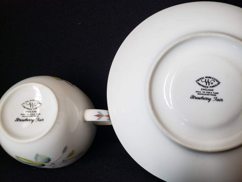 Vintage Royal Worcester Strawberry Fair Oven to Table Tea Cup (lot 2099)