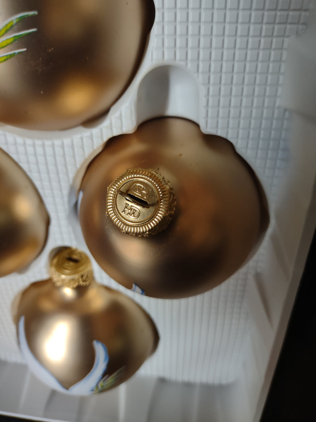 Vintage Christmas Visions Holly Glass Ornaments x 4 Dove Golden Matte (lot 3310)
