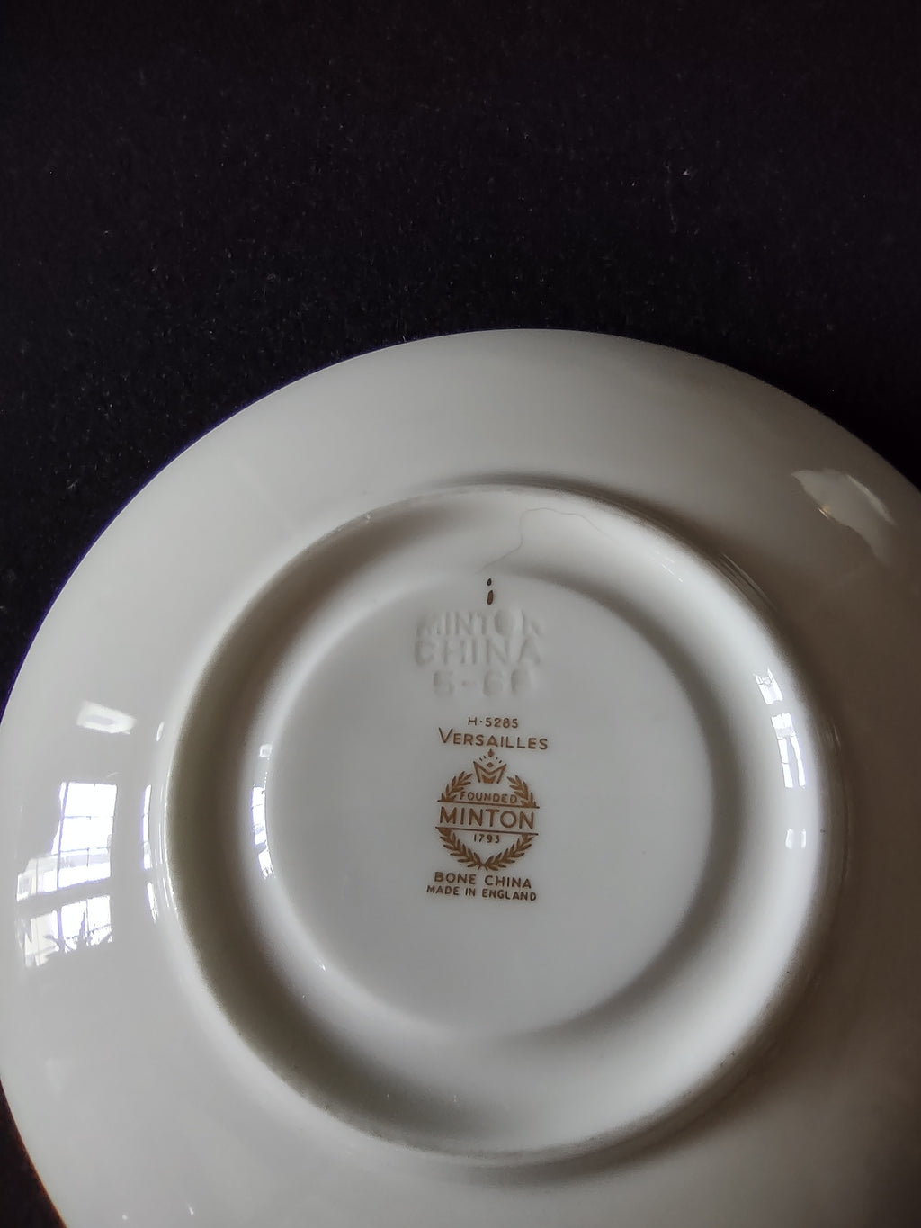 Vintage Minton Versailles Tea Cup Saucer Bone China Blue Gold (Lot 5468)