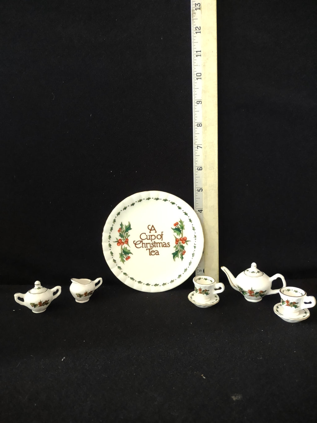 Vintage Coyne & Company A Cup Of Christmas Tea Mini Tea Set (Lot 3697)