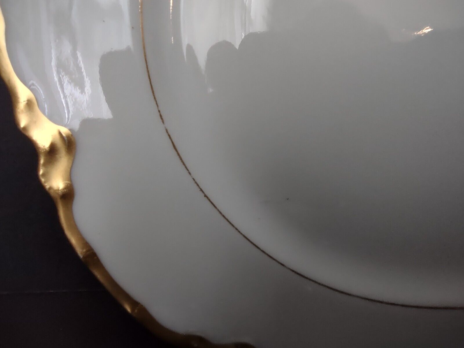 Haviland Limoges France Dessert Plate White & Heavy Gold Trim H808 (lot 700)
