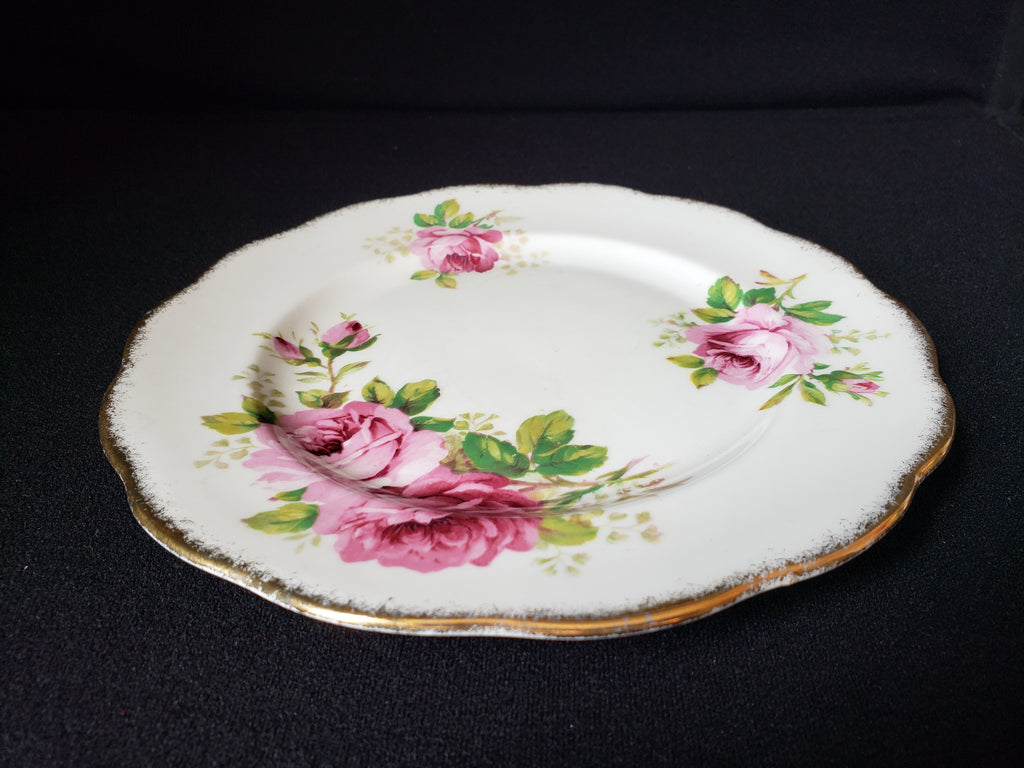 Vintage Royal Albert American Beauty Dessert or Salad Plate 8" (lot 2050)