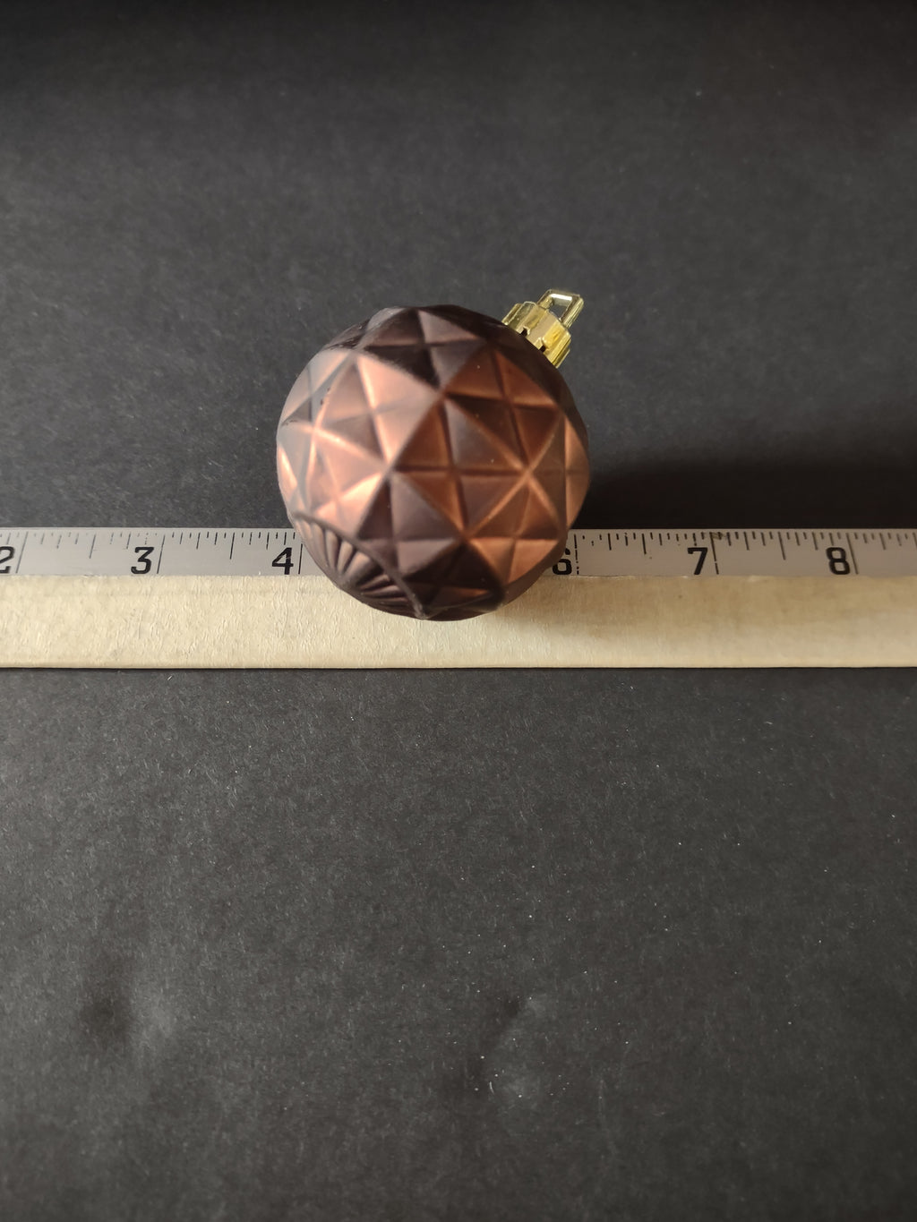 Vintage Shatterproof Plastic Christmas Ornaments Red Brown 48 ct. (lot 1623)