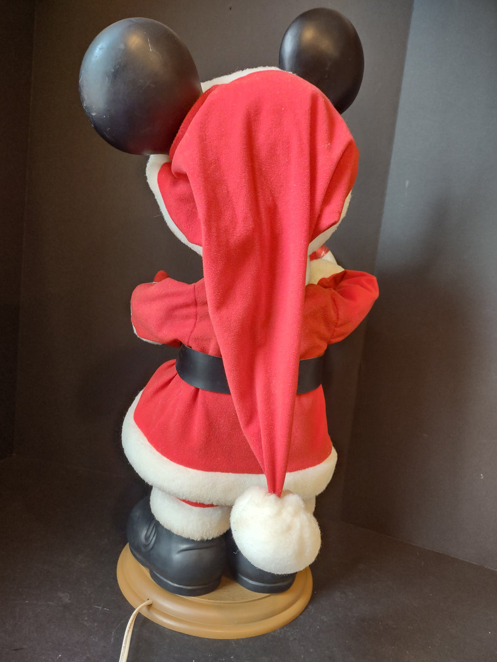 Vintage Santa's Best Christmas Animated Mickey Mouse 26" Disney (lot 1380)