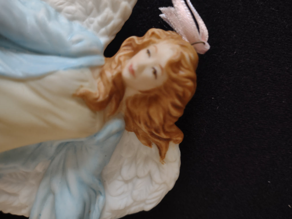 Vintage 2002 Christmas Hallmark Angel Of Comfort Ornament (Lot 4141)
