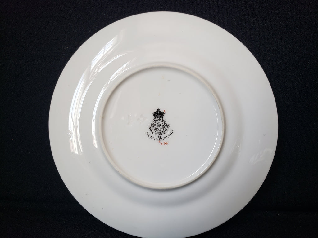 Vintage Royal Worcester Bread or Dessert Plate 6" (lot 2074)