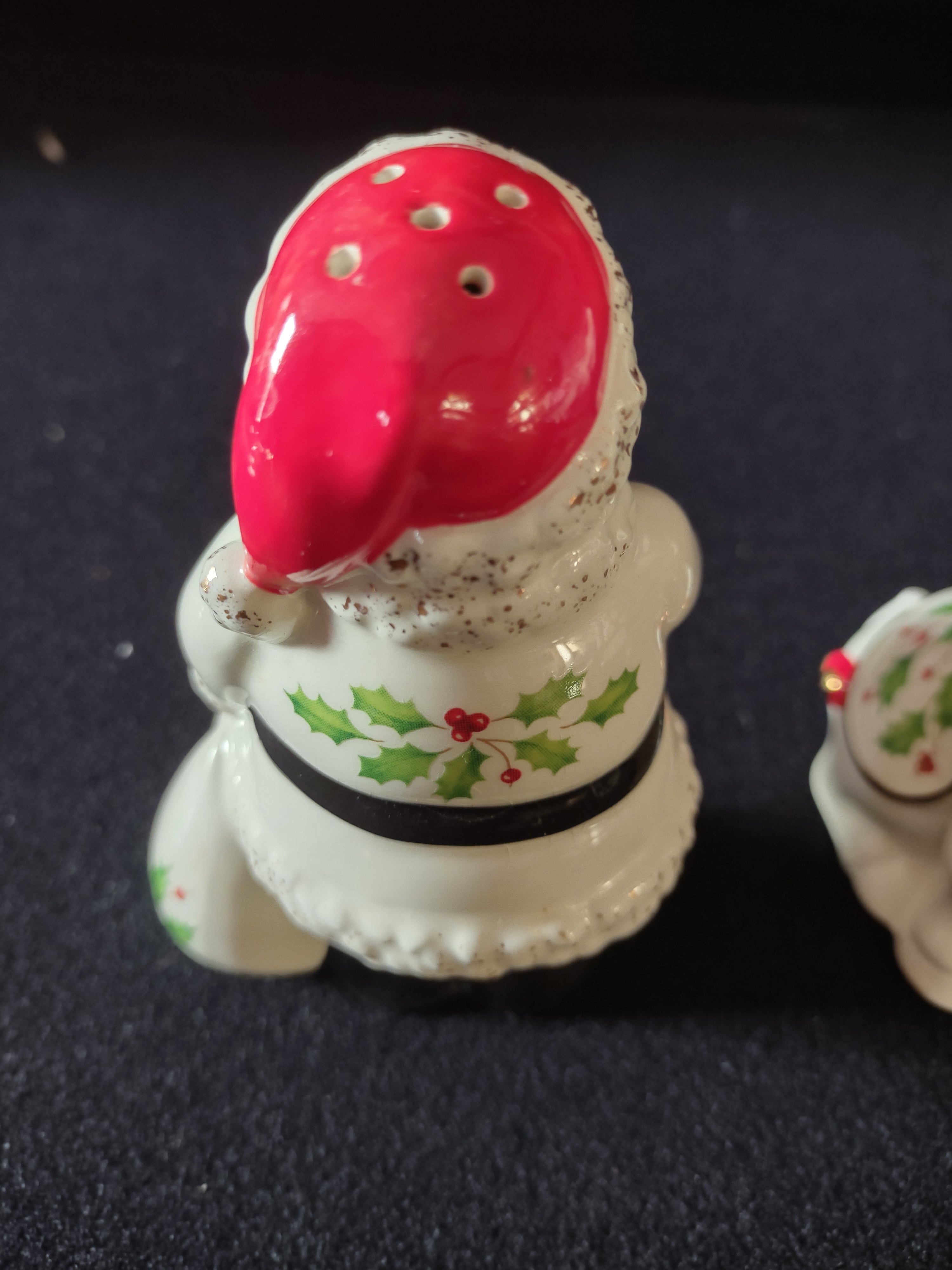 Vintage Lenox Christmas Salt Pepper Shaker IMPERFECT (lot 3420)