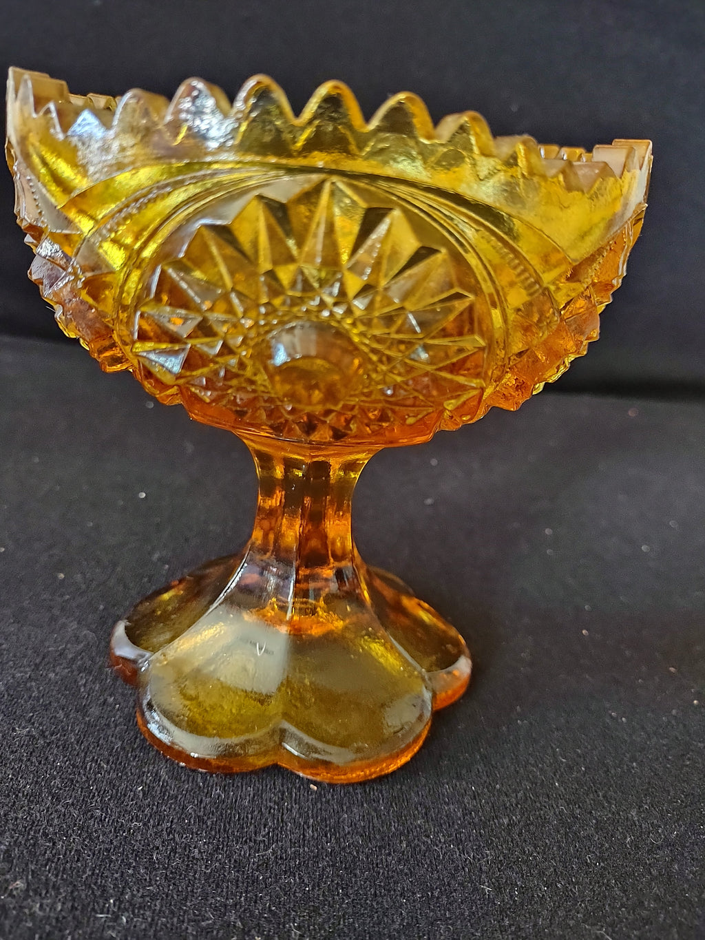 Vintage Kemple Wheaton Amber Glass Starburst Sawtooth Pedestal (Lot 3891)