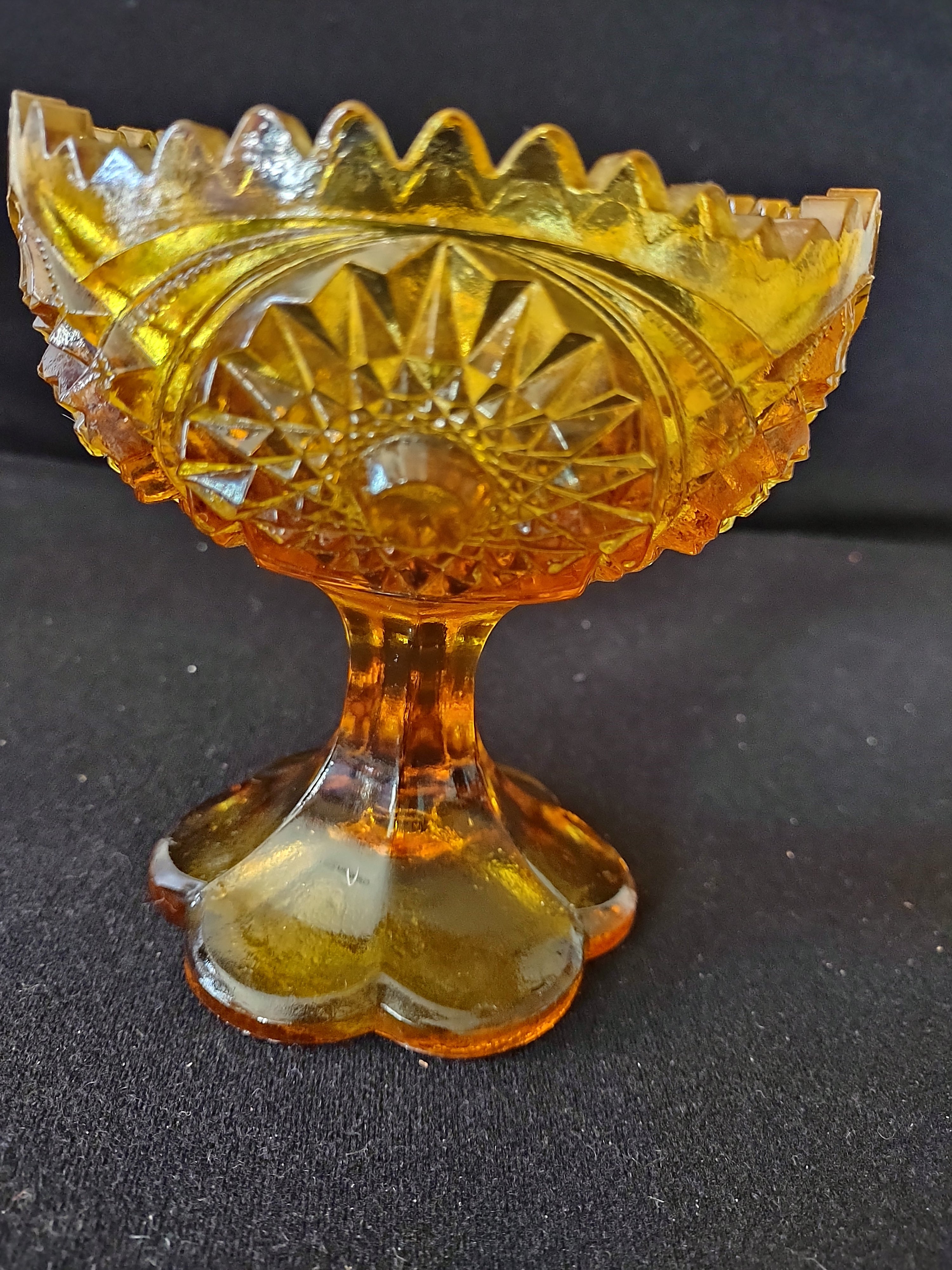 Vintage Kemple Wheaton Amber Glass Starburst Sawtooth Pedestal (Lot 3891)