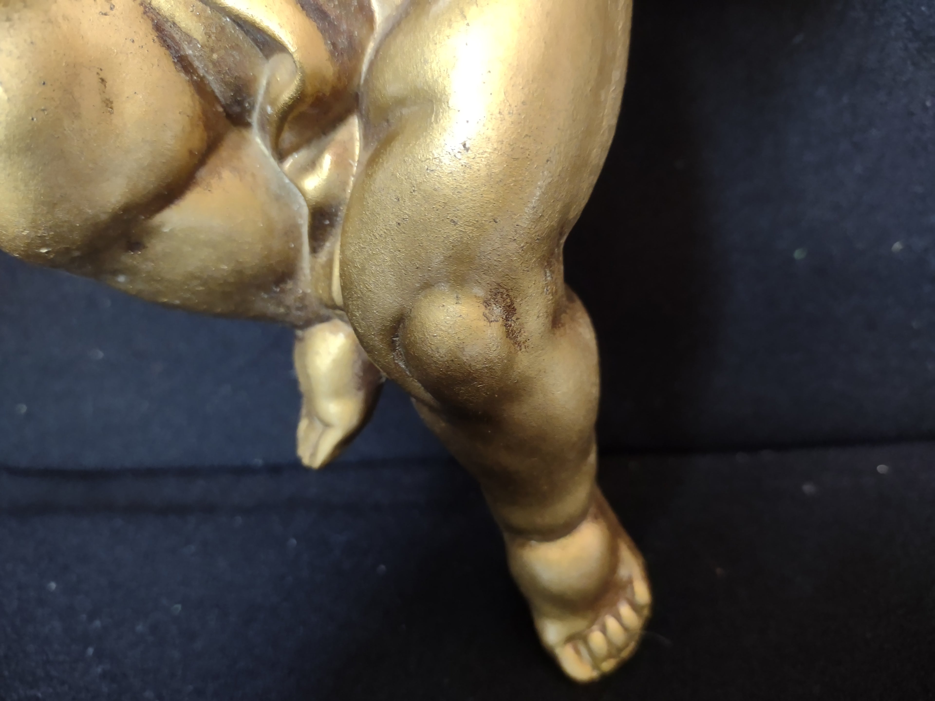 Golden Art Regency Wall Ceramic Angel Cherub 10" (lot 1610)