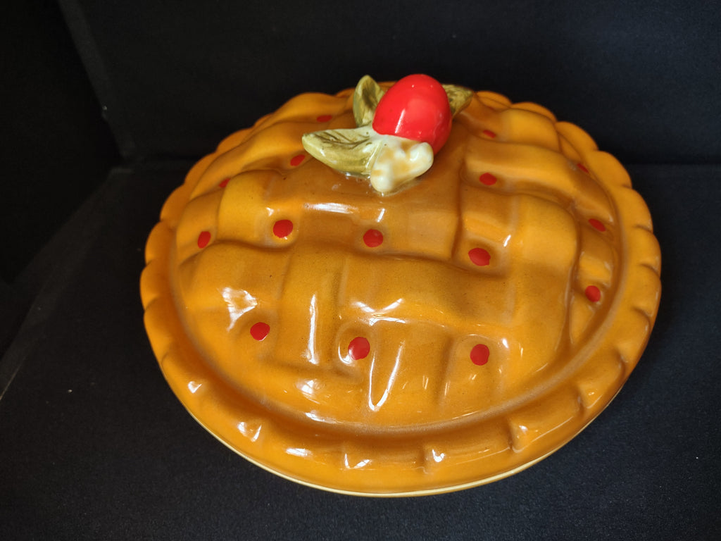 Vintage Ceramic Cherry Pie Saver Pan Holder 11" with Lid (lot 2223)