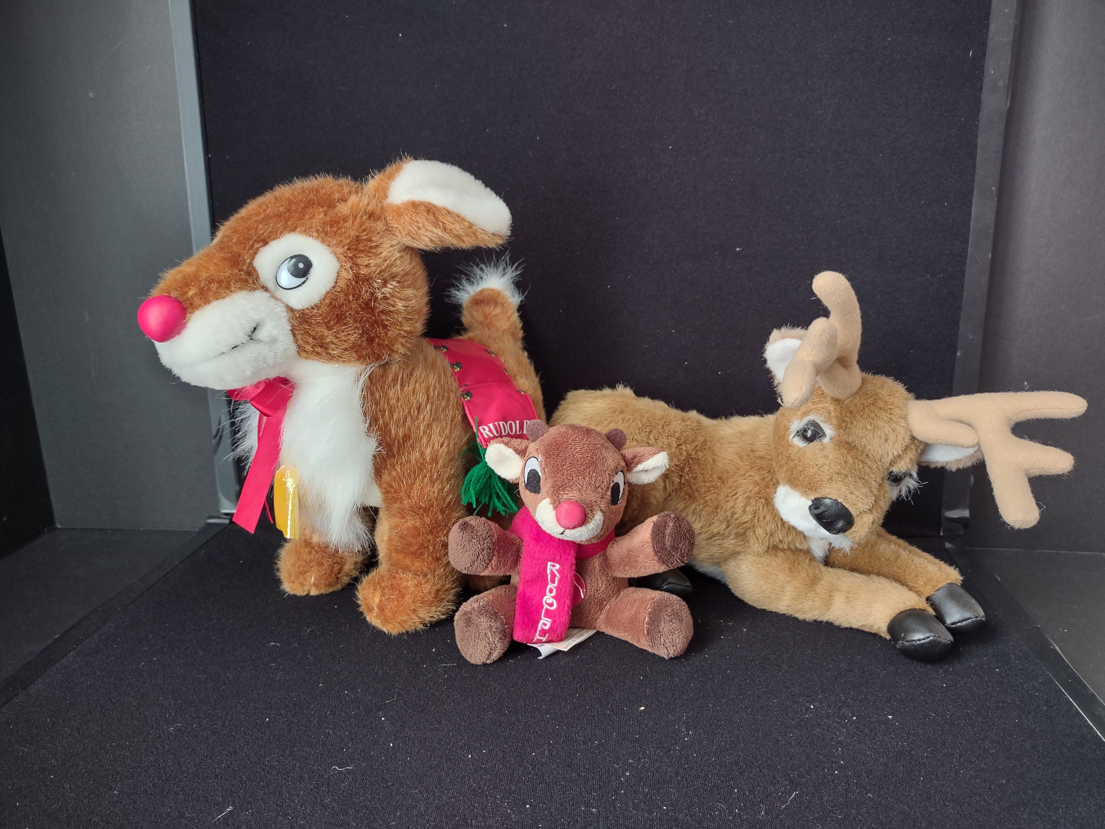 Lot of 3 Plush Rudolph Reindeer Small one is Musical (lot 2358)
