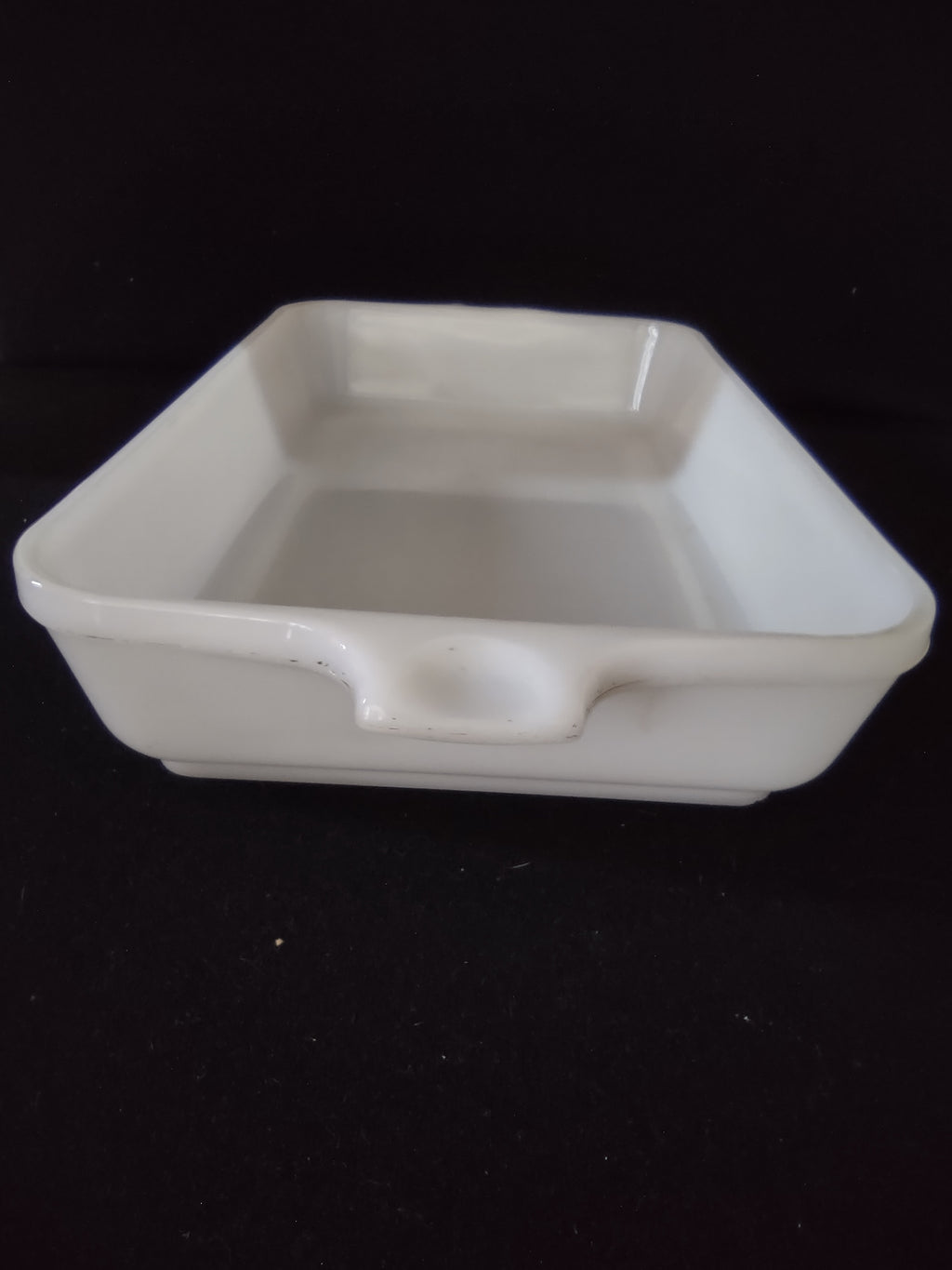 Vintage Glasbake Milk Glass 2 1/2 Qt Casserole Dish Handles (Lot 5519)
