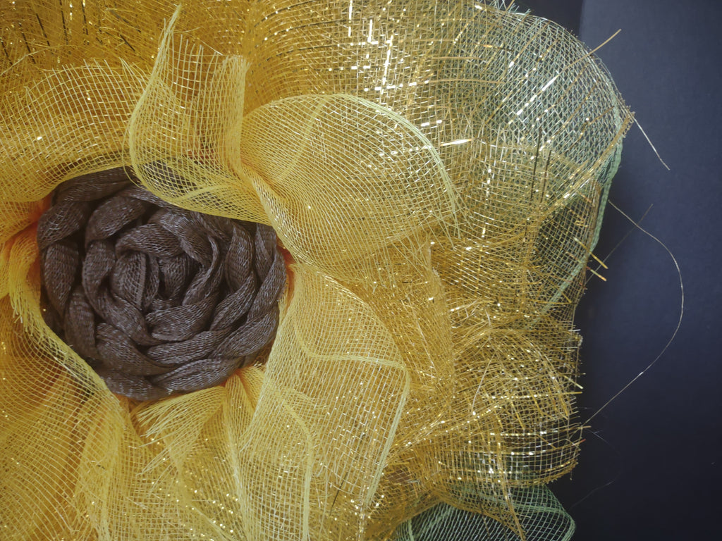Handmade Spring Summer Sunflower Wreath Mesh Ribbon Yellow 18" (lot 1479)