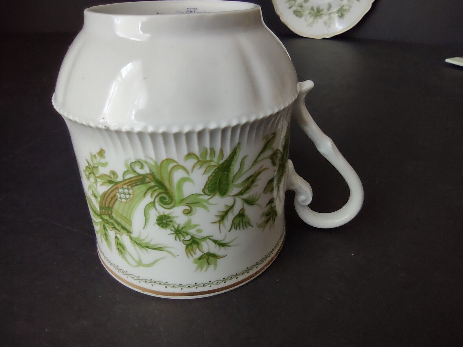 Haviland Limoges France Carette Teacup & Saucer Green Design (lot 735)