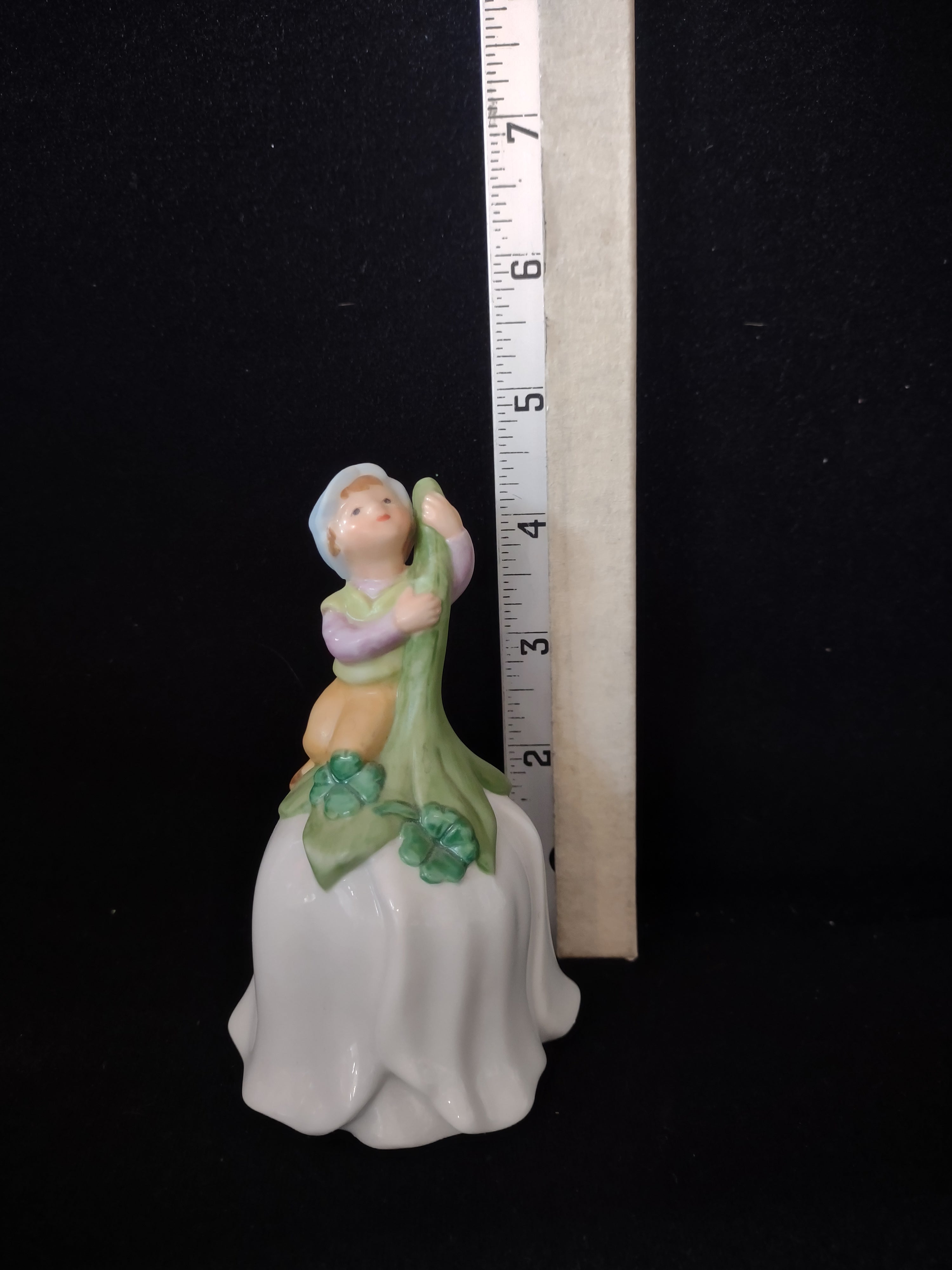 Vintage 1983 Avon Good Luck Bell Legend Of The Leprechaun Series (Lot 5141)